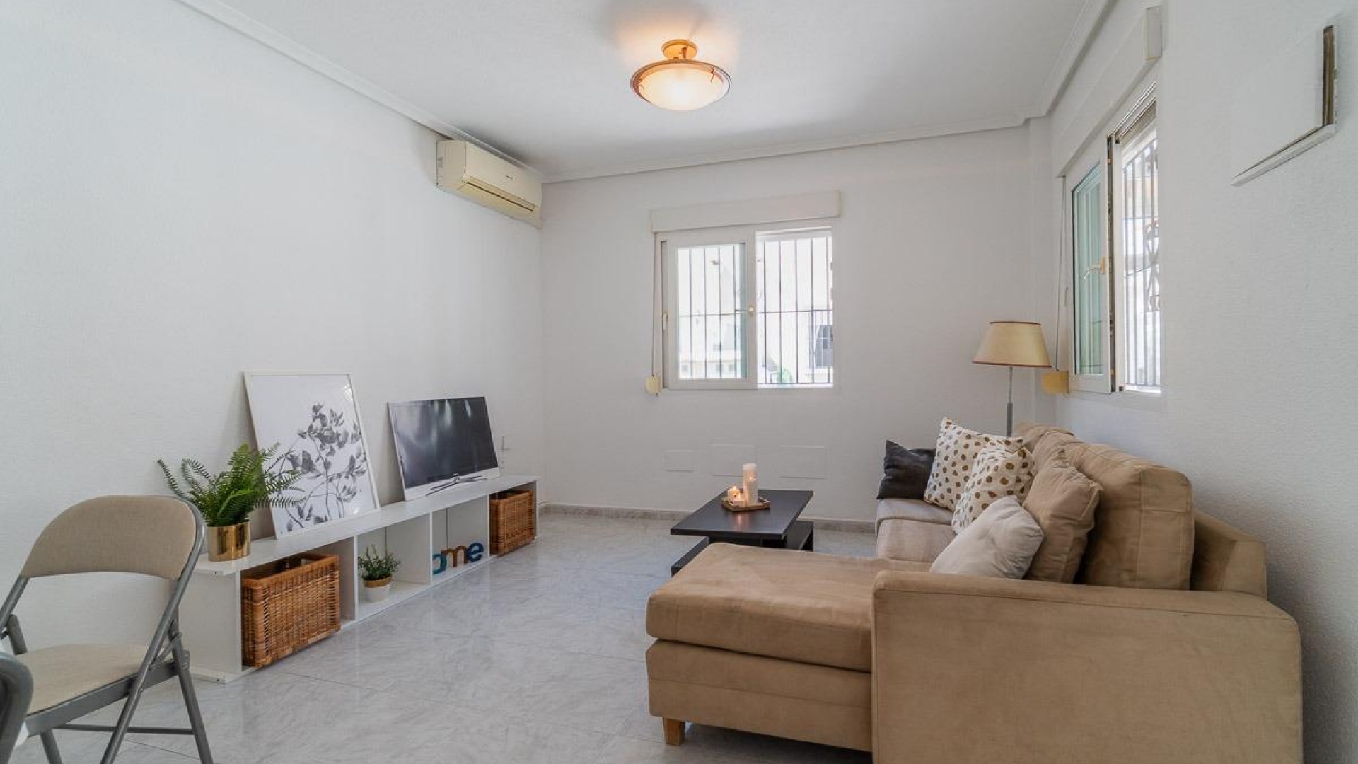 Återförsäljning - Villa - Orihuela Costa - Playa Flamenca