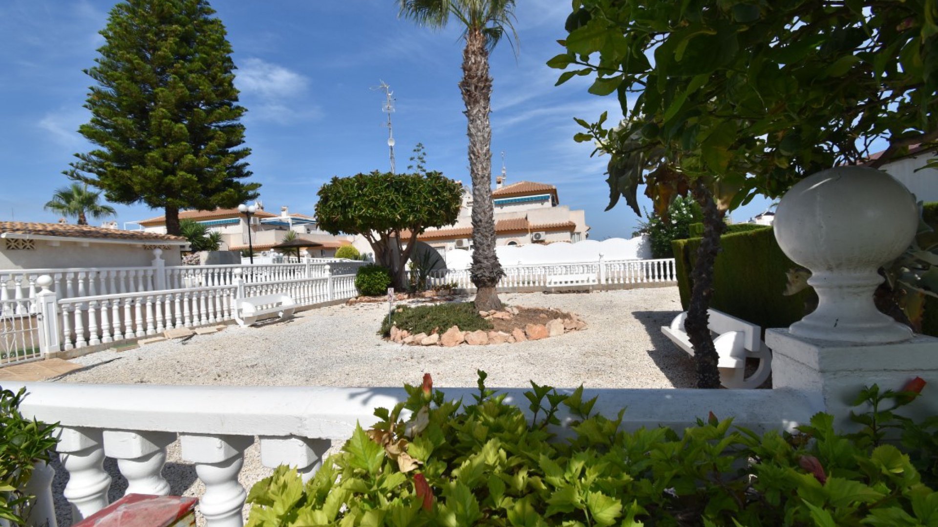 Återförsäljning - Villa - Orihuela Costa - Playa Flamenca