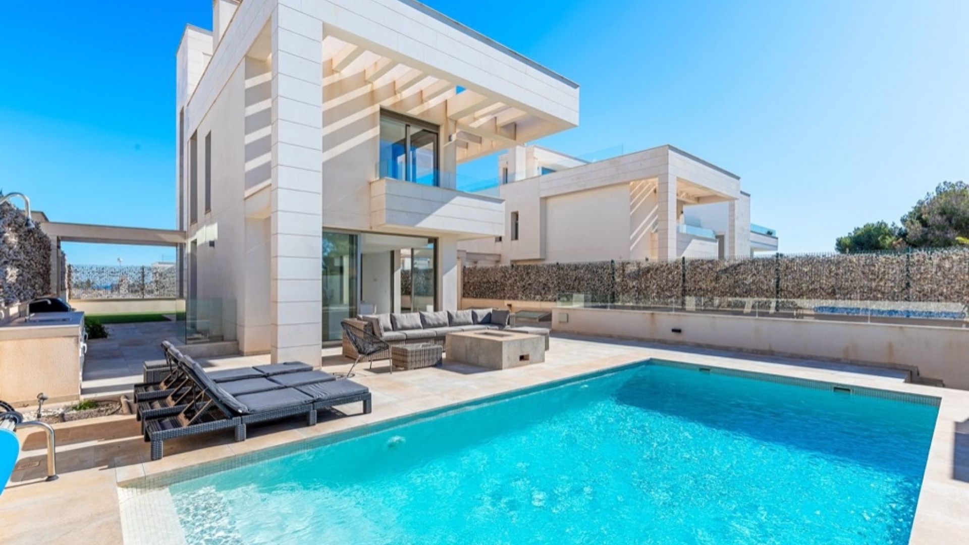 Återförsäljning - Villa - Orihuela Costa - Villamartin