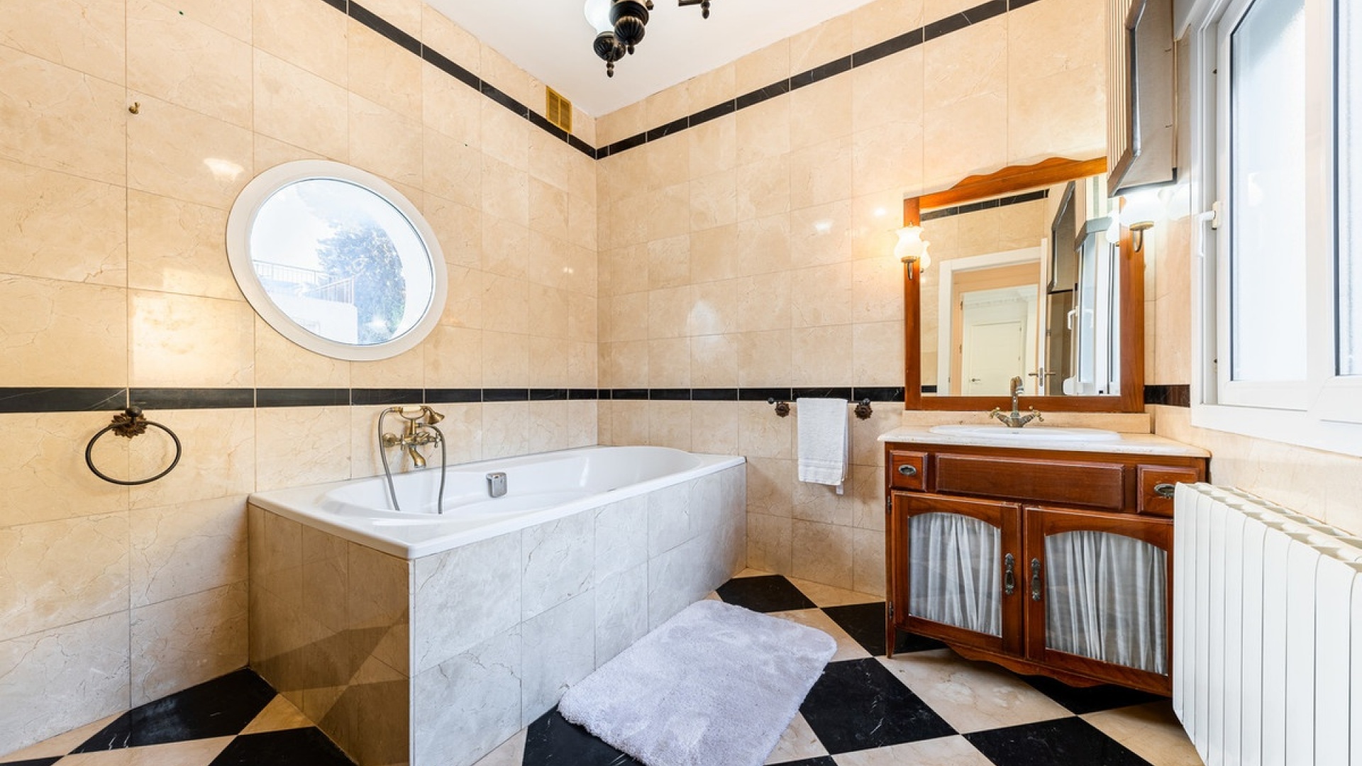 Återförsäljning - Villa - Orihuela - Dehesa de Campoamor