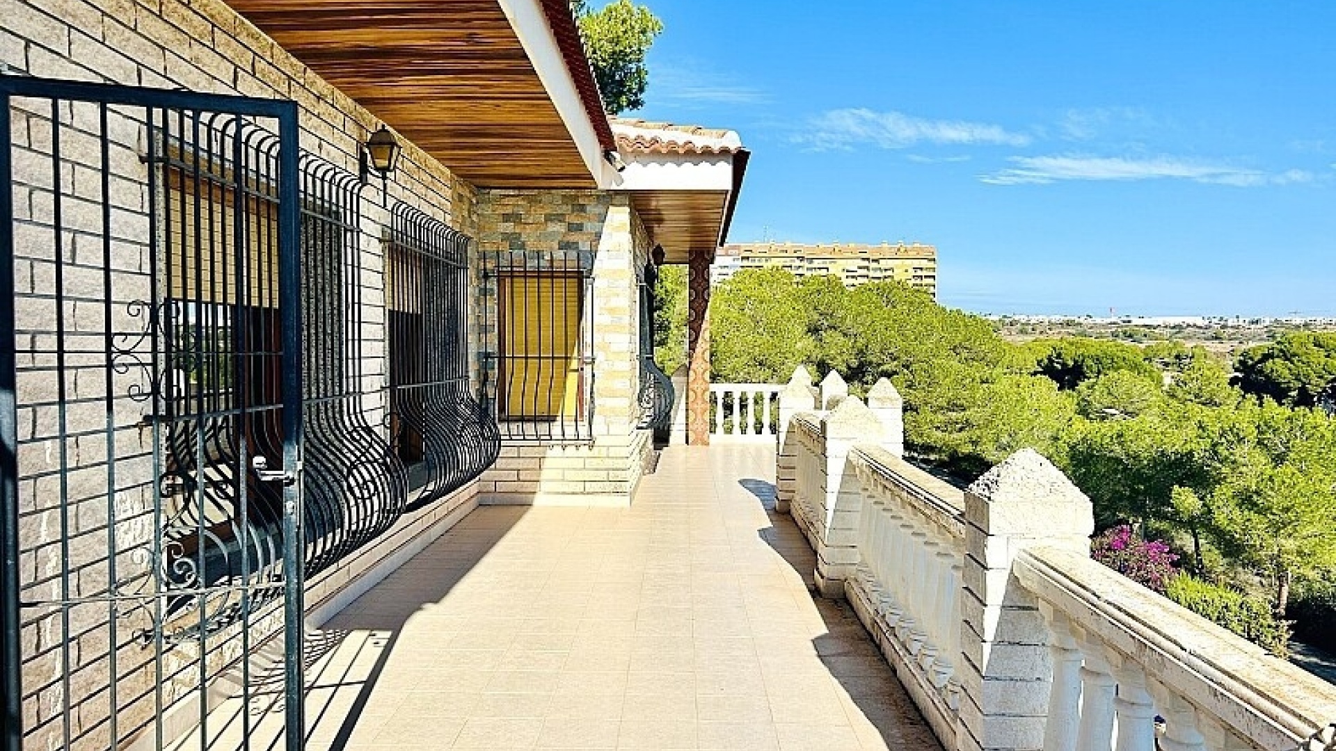 Återförsäljning - Villa - Orihuela - Dehesa de Campoamor