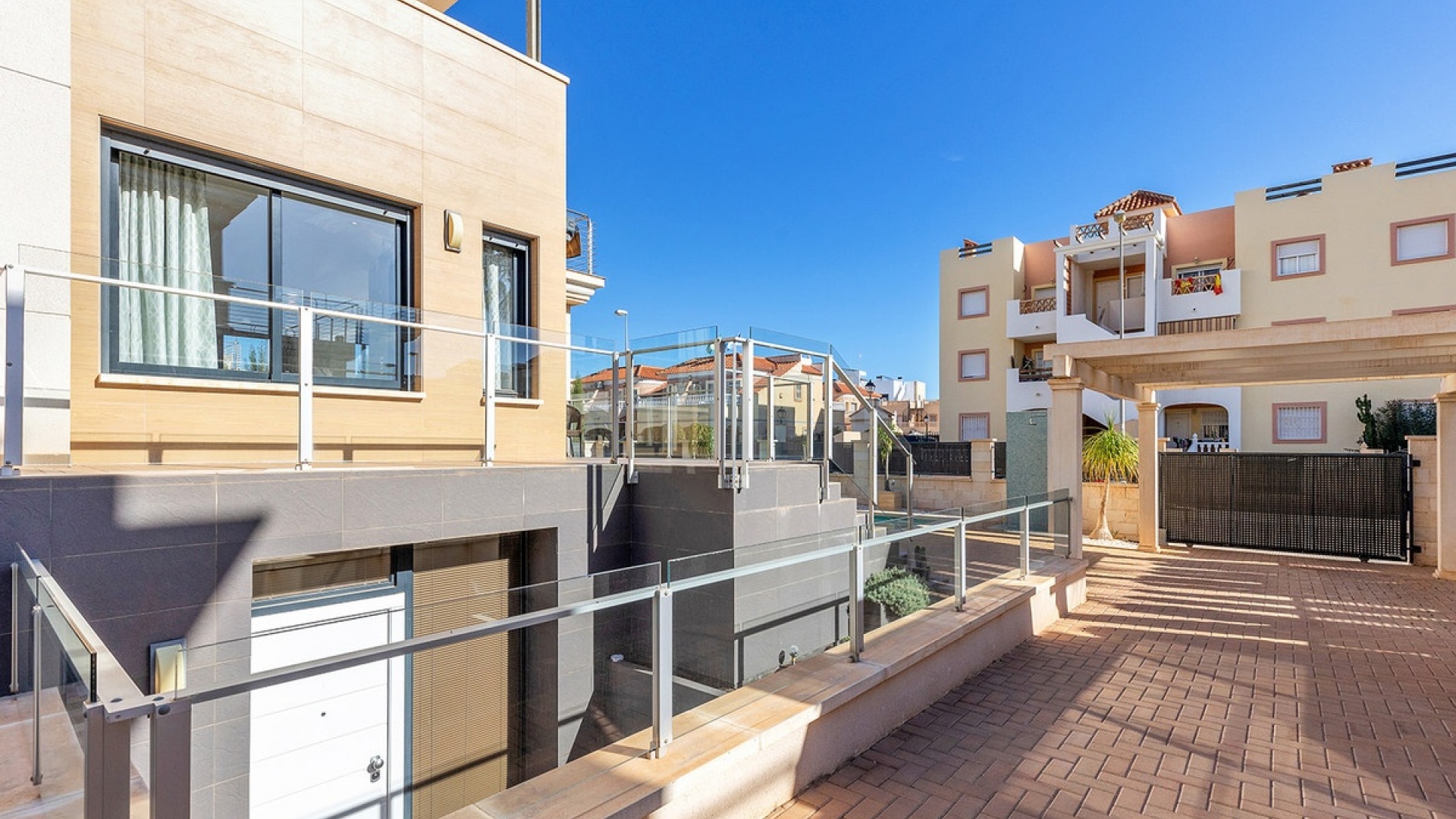 Återförsäljning - Villa - Orihuela - La Zenia
