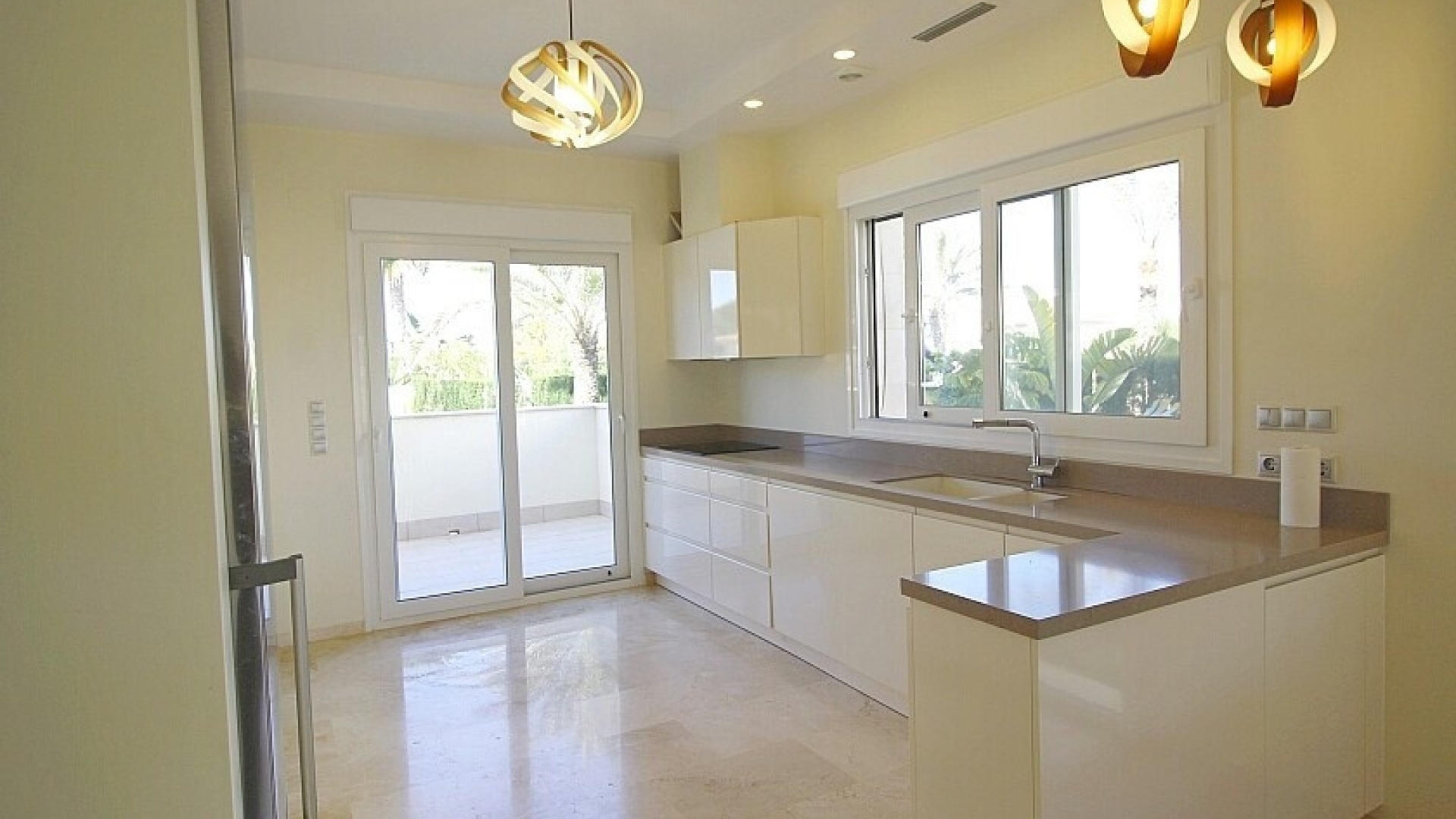 Återförsäljning - Villa - Orihuela - La Zenia