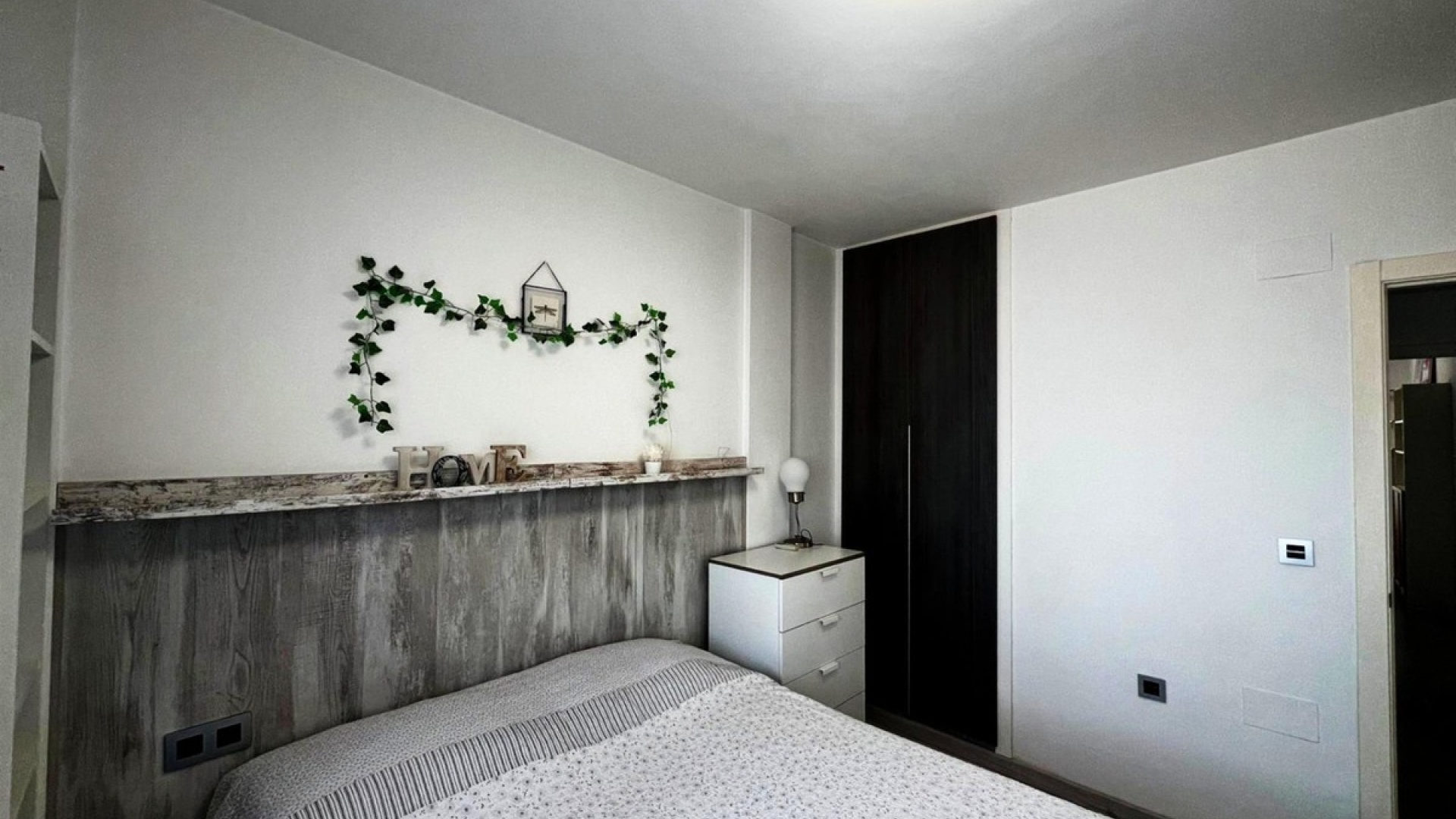 Återförsäljning - Villa - Orihuela - La Zenia