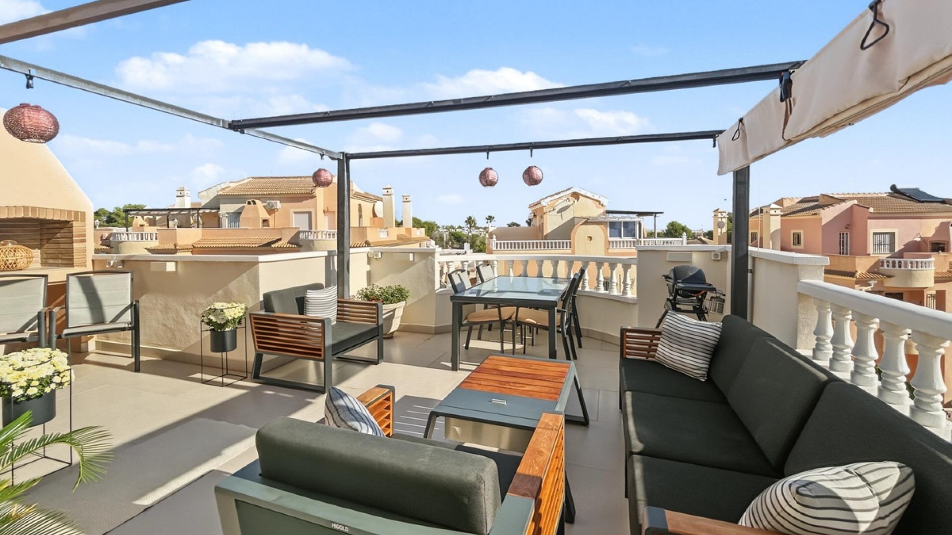 Återförsäljning - Villa - Orihuela - Lomas de Don Juan
