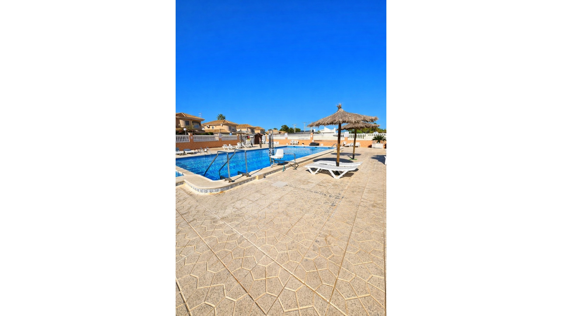 Återförsäljning - Villa - Orihuela - Los Altos