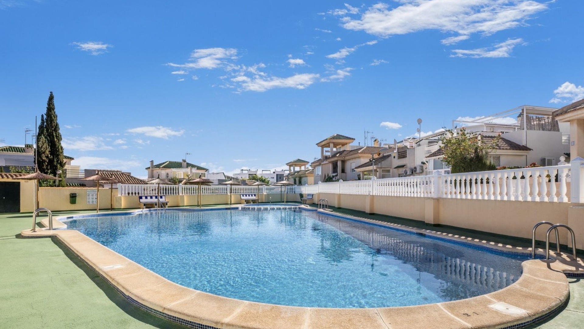 Återförsäljning - Villa - Orihuela - Los Altos