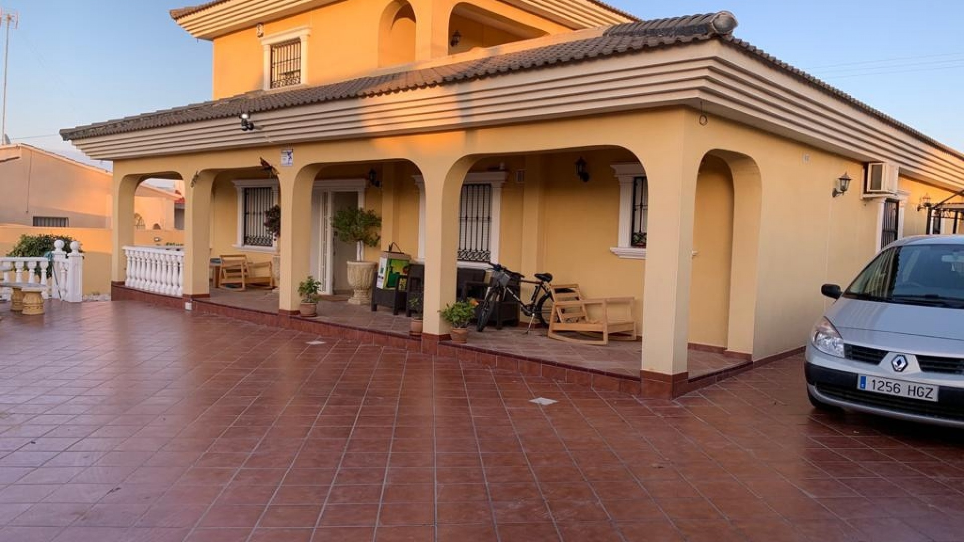 Återförsäljning - Villa - Orihuela - Los Balcones