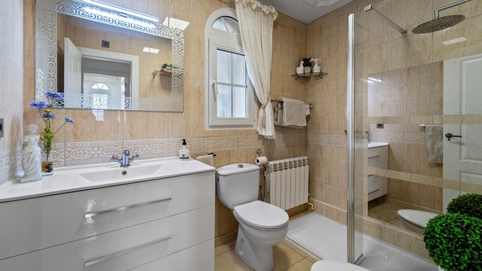 Återförsäljning - Villa - Orihuela - Los Dolses