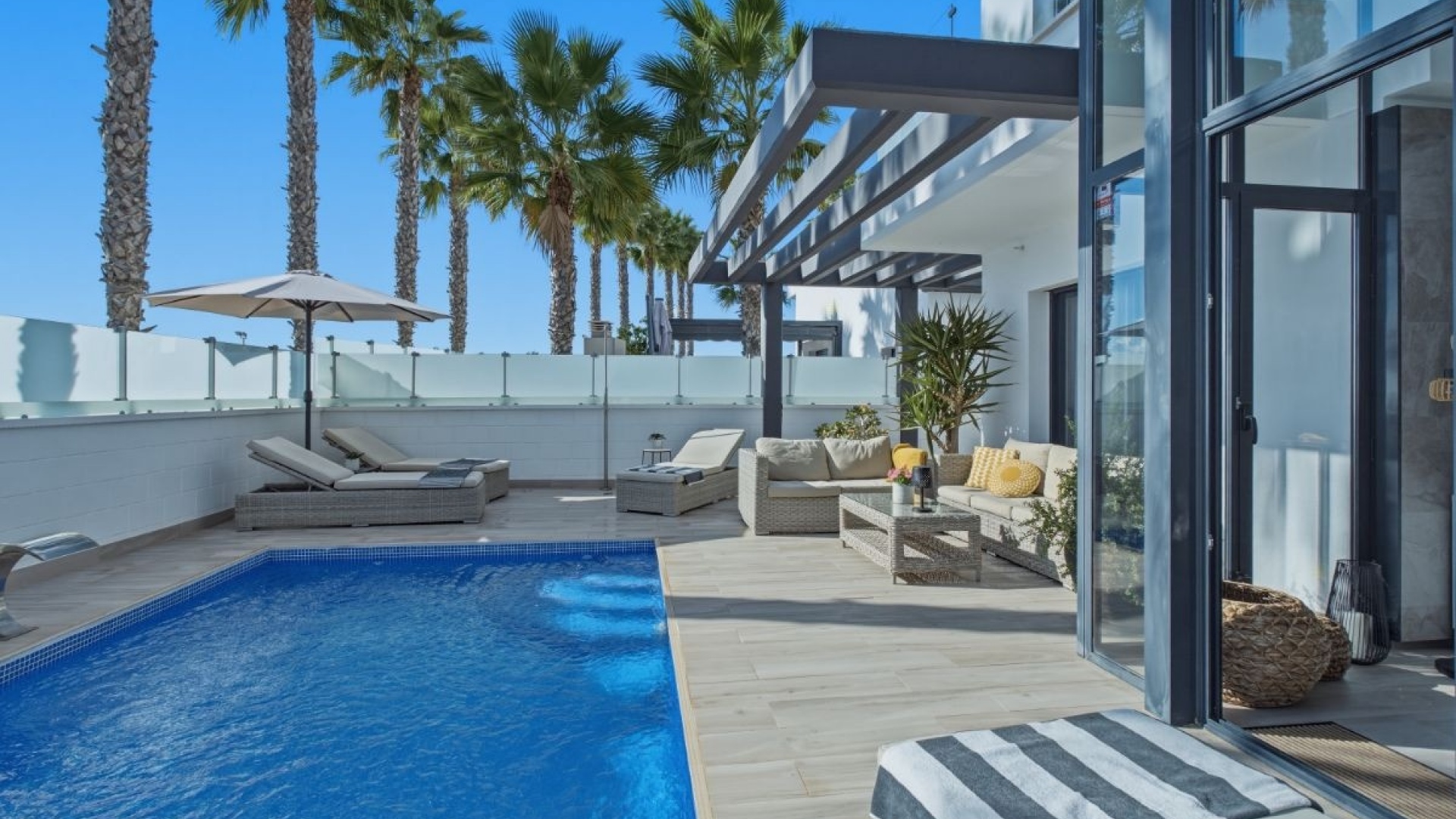 Återförsäljning - Villa - Orihuela - Orihuela Centro