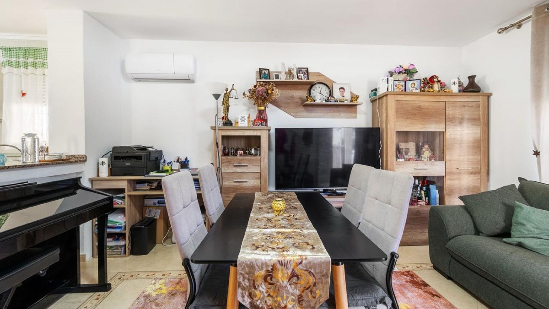 Återförsäljning - Villa - Orihuela - Orihuela Costa