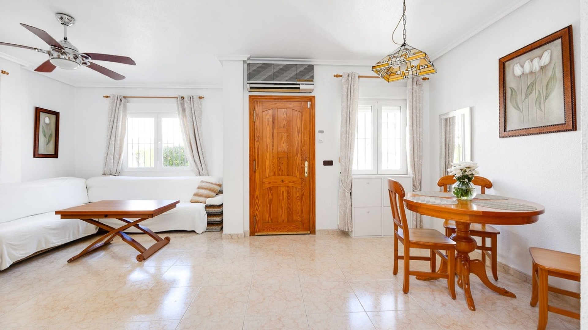 Återförsäljning - Villa - Orihuela - Orihuela Costa
