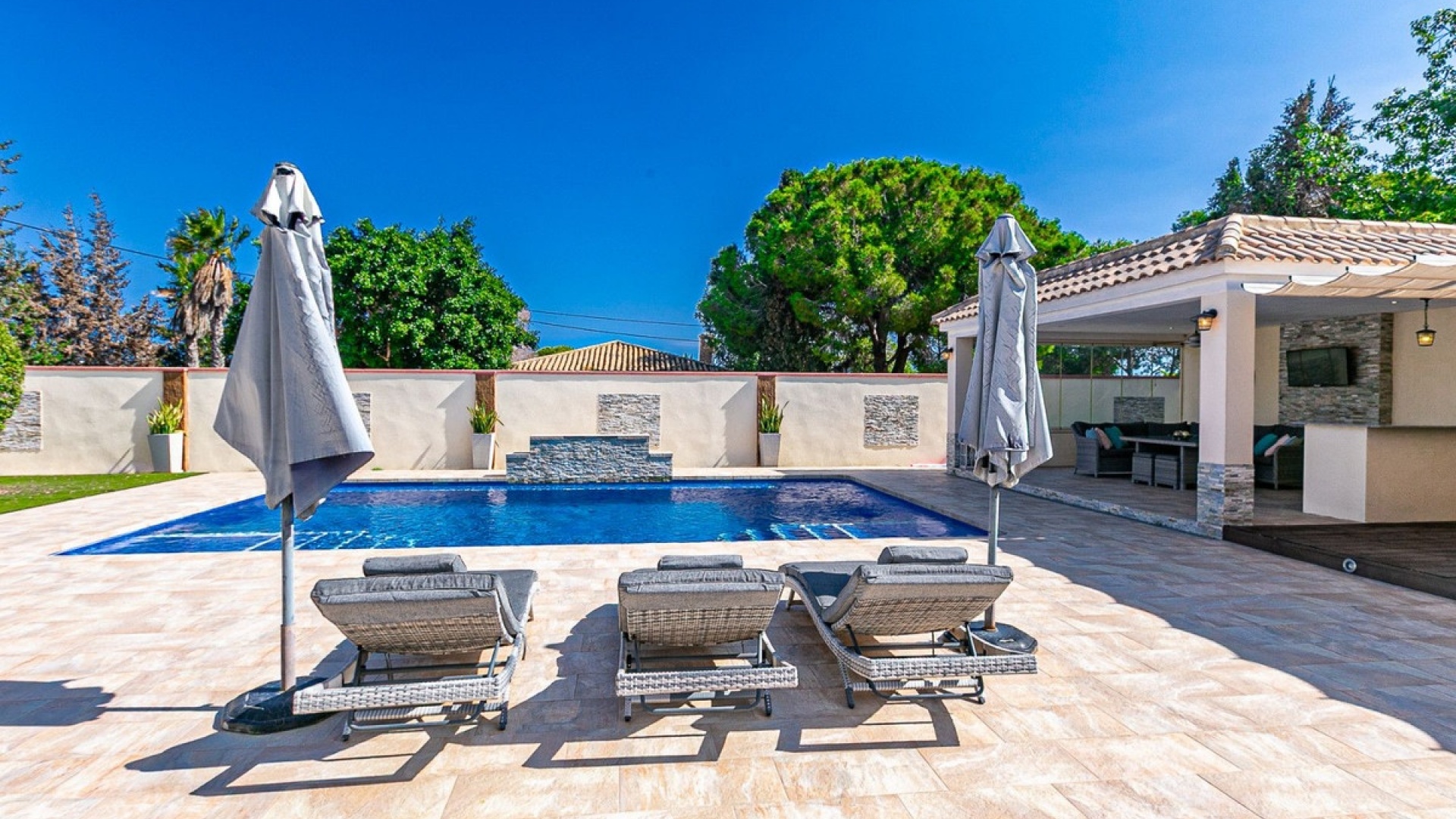 Återförsäljning - Villa - Orihuela - Orihuela Costa