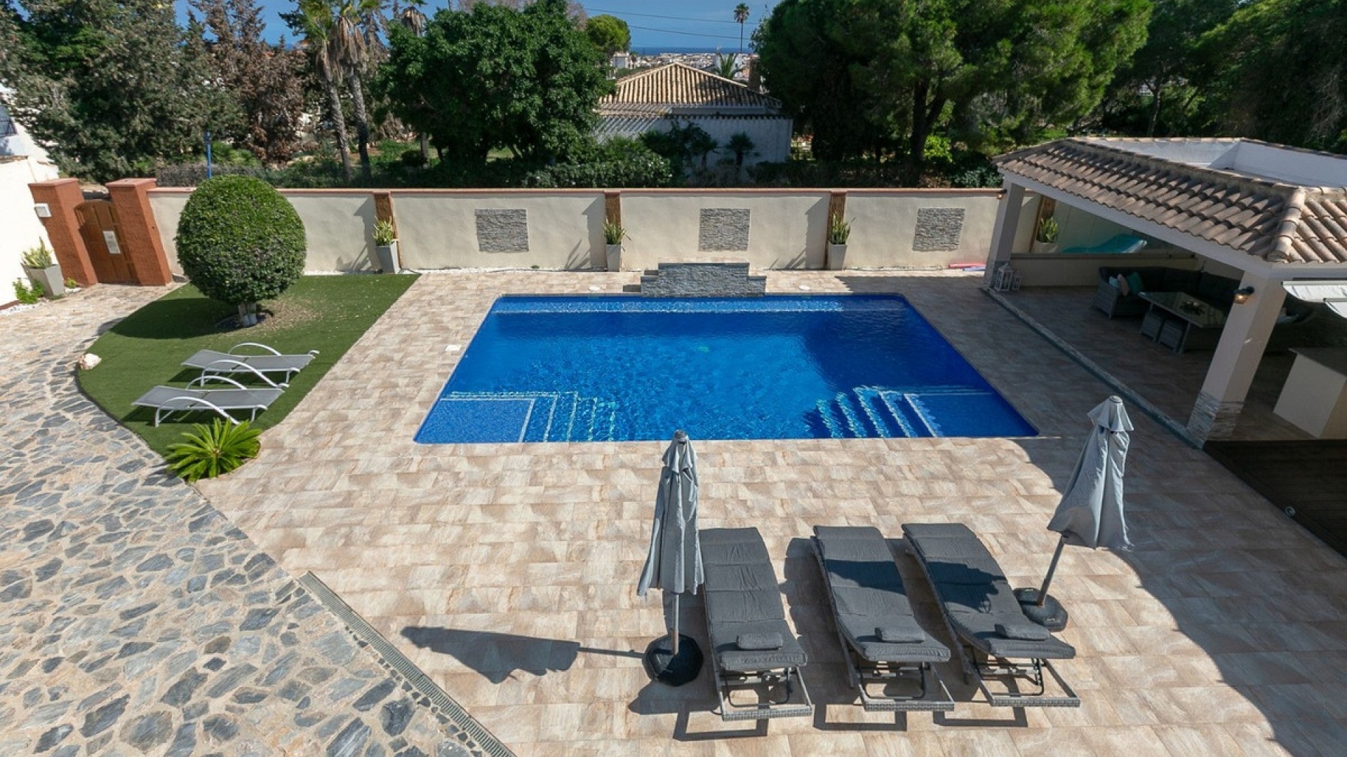 Återförsäljning - Villa - Orihuela - Orihuela Costa