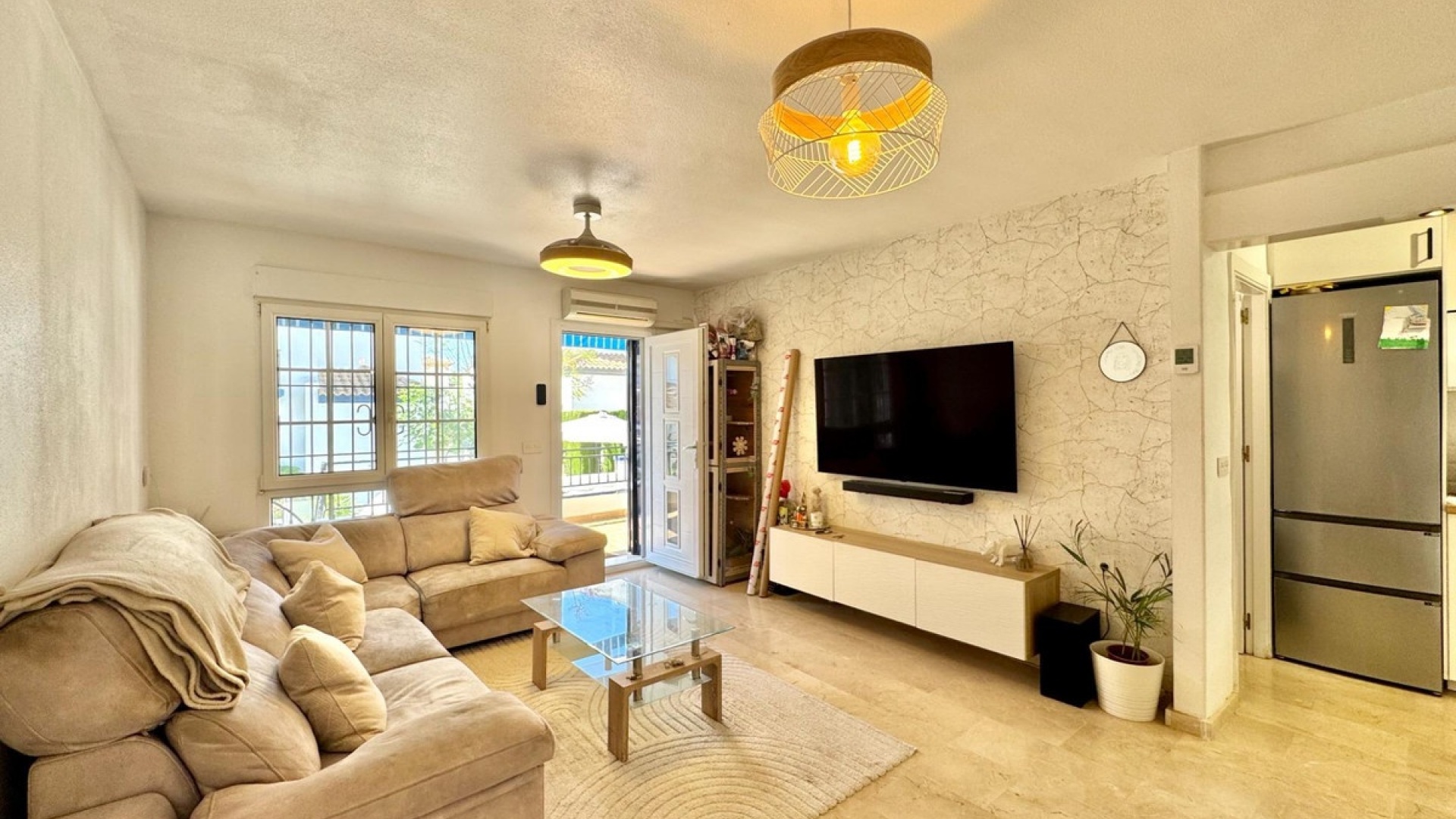 Återförsäljning - Villa - Orihuela - Orihuela Costa