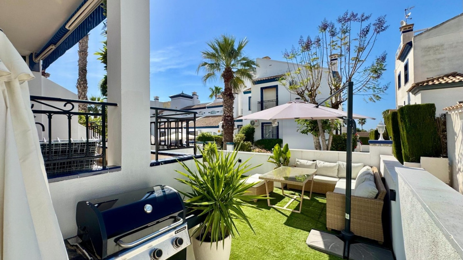 Återförsäljning - Villa - Orihuela - Orihuela Costa