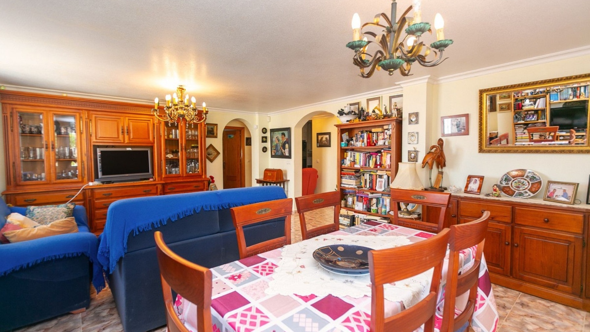 Återförsäljning - Villa - Orihuela - Orihuela Costa