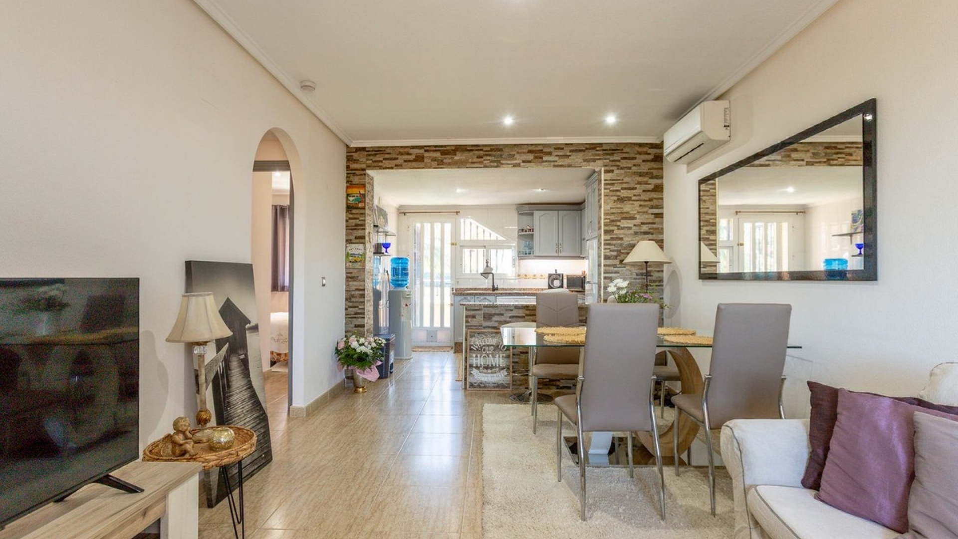 Återförsäljning - Villa - Orihuela - Orihuela Costa