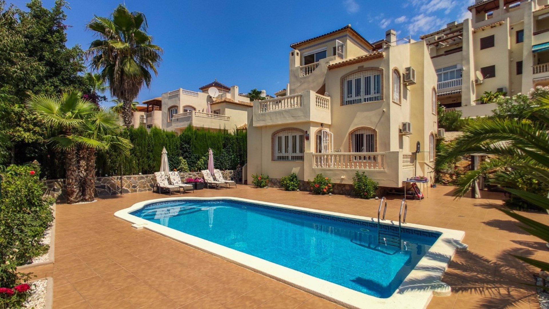Återförsäljning - Villa - Orihuela - Orihuela Costa