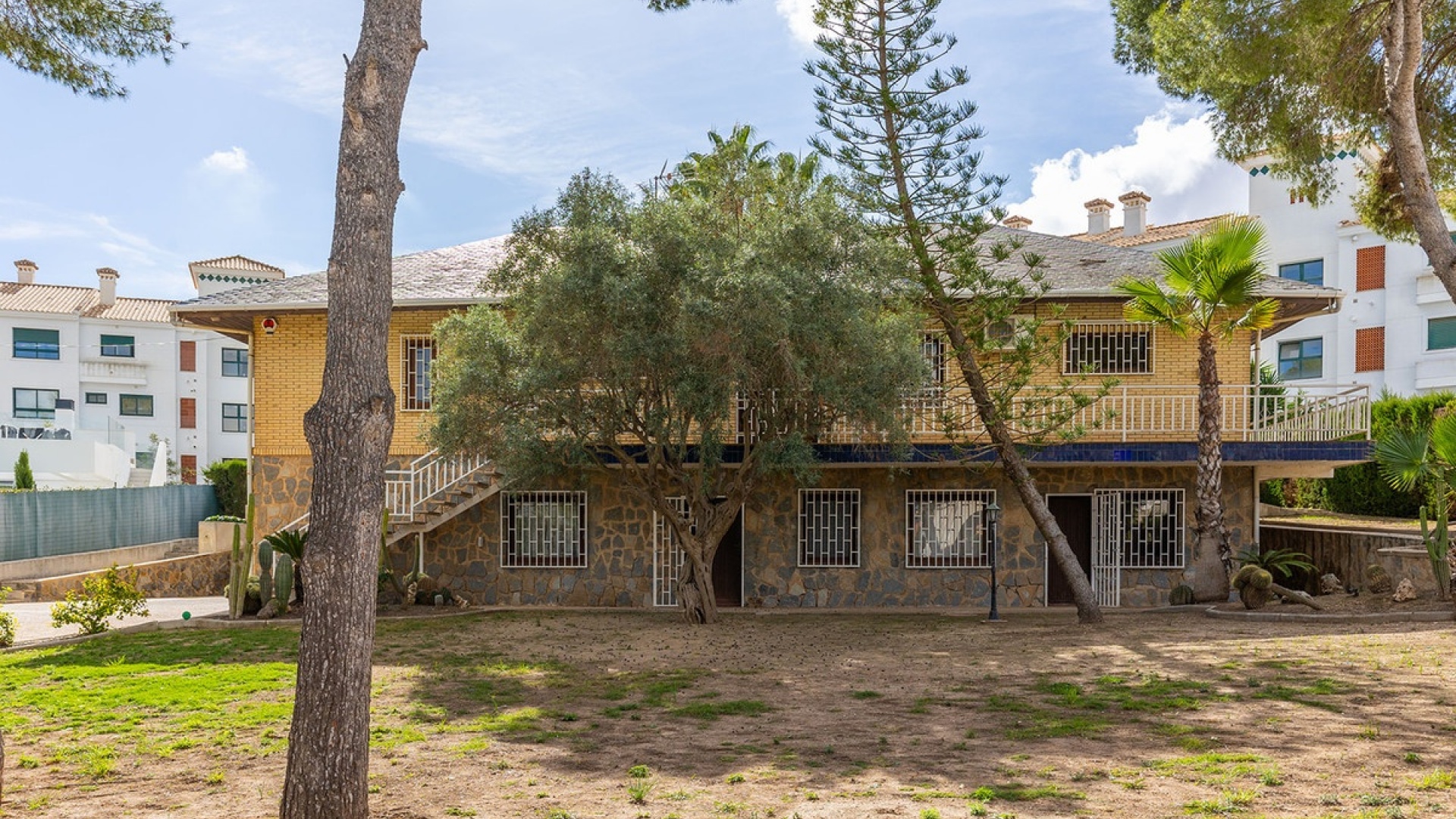 Återförsäljning - Villa - Orihuela - Orihuela Costa