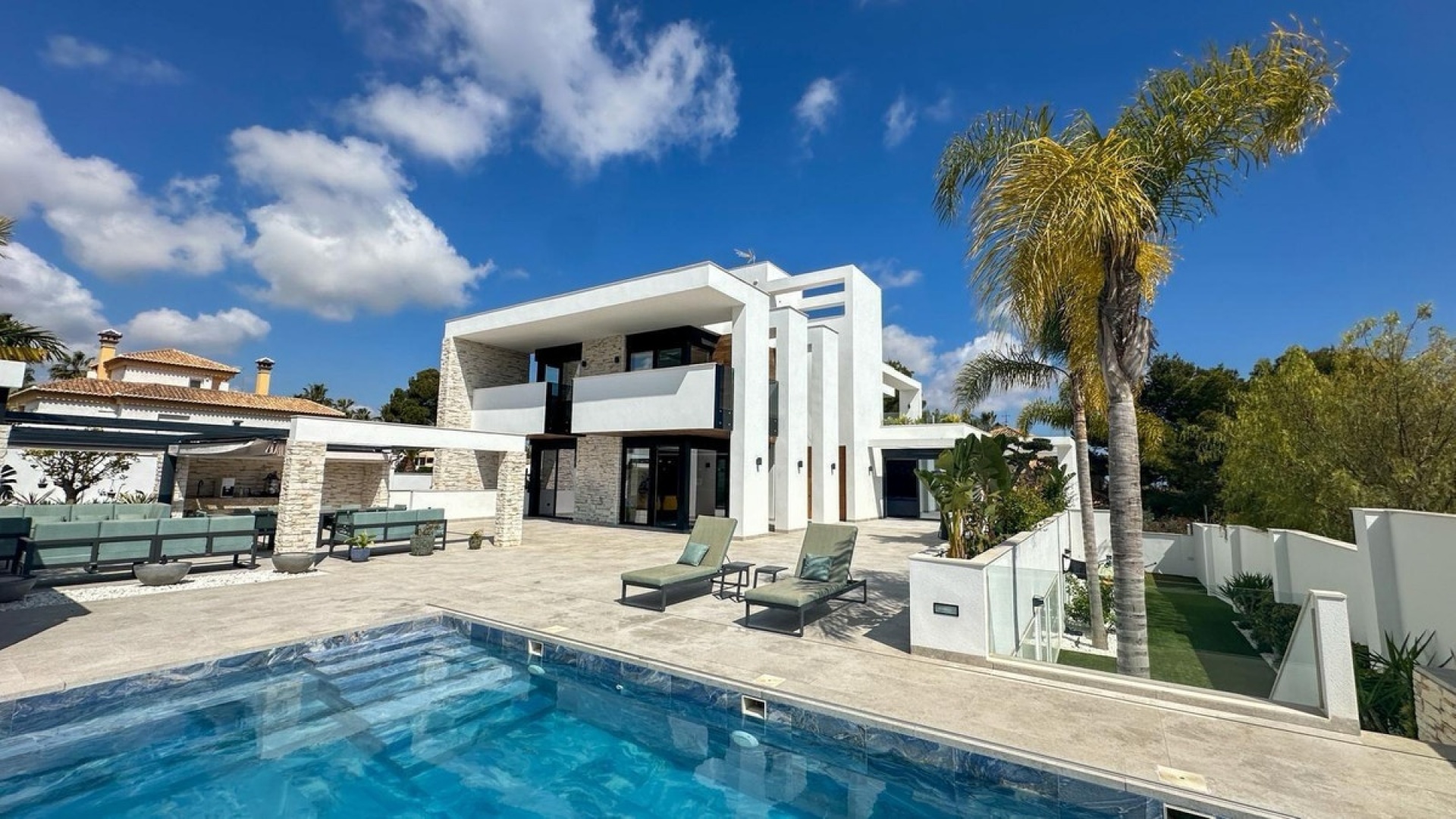 Återförsäljning - Villa - Orihuela - Orihuela Costa