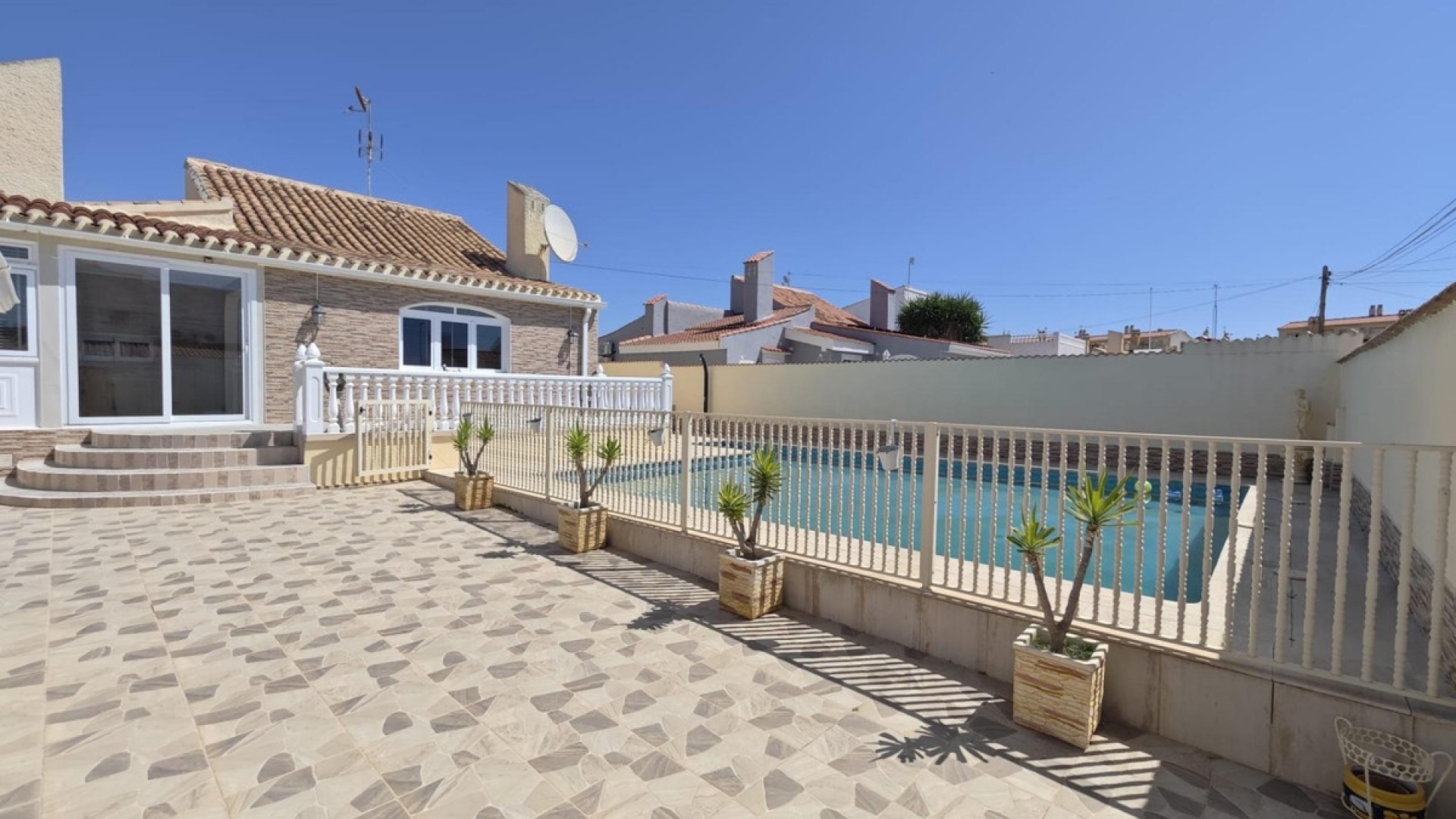 Återförsäljning - Villa - Orihuela - Orihuela Costa