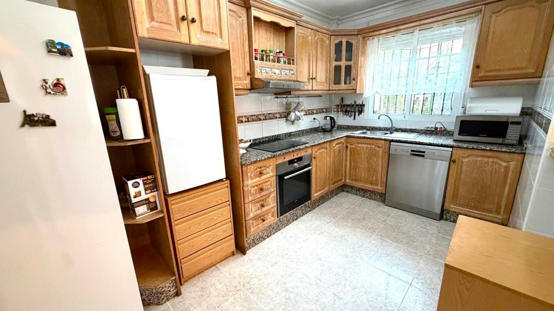 Återförsäljning - Villa - Orihuela - Orihuela Costa
