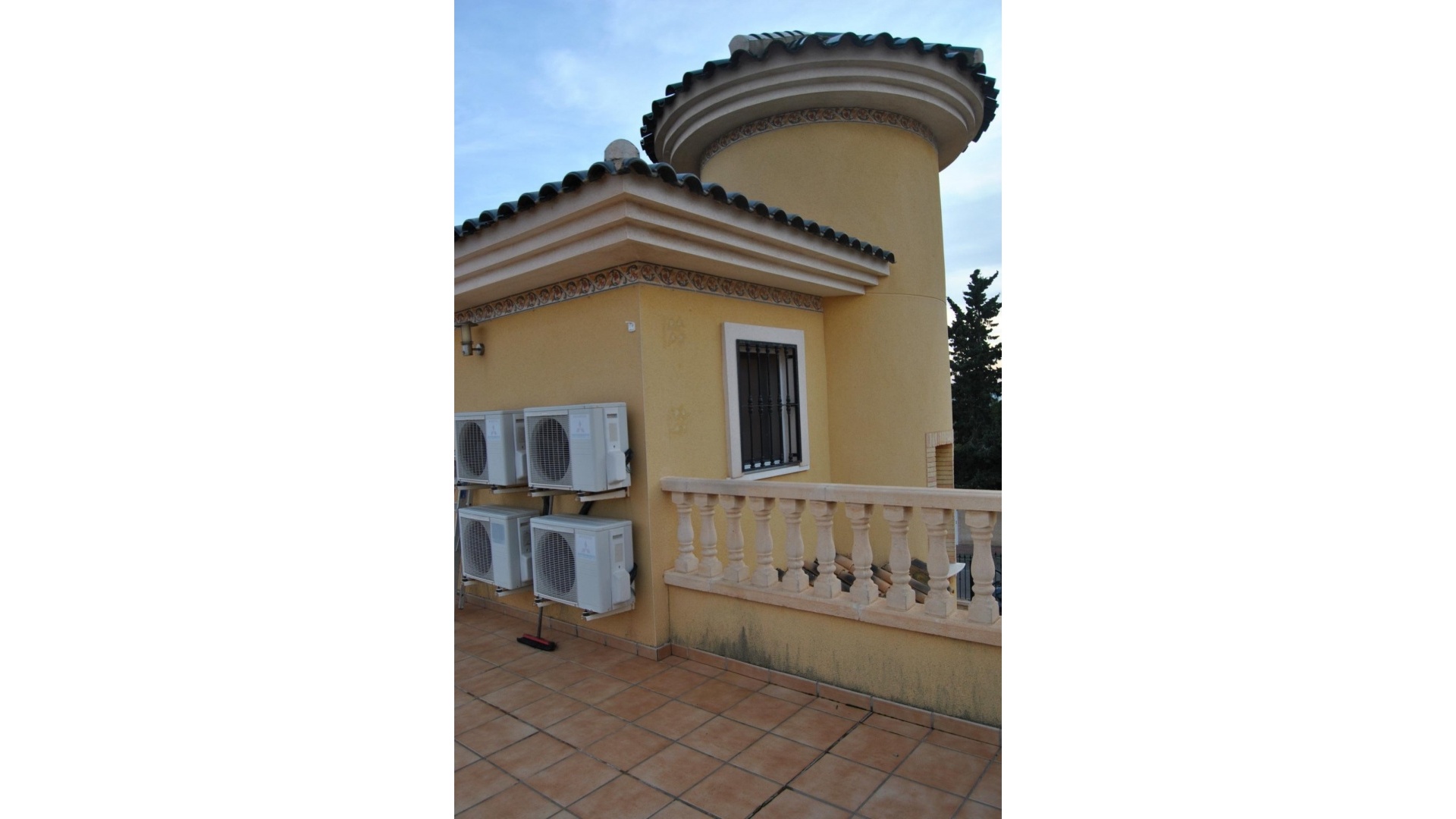 Återförsäljning - Villa - Orihuela - Orihuela Costa