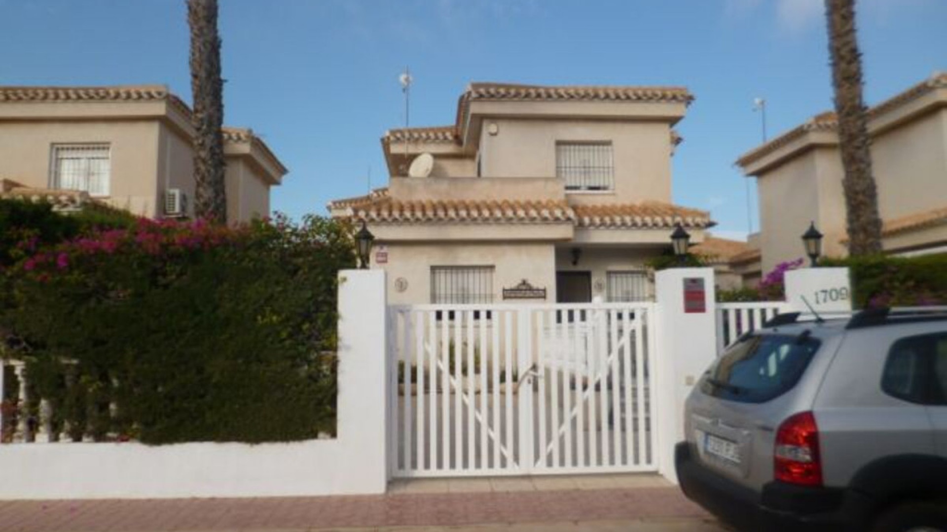 Återförsäljning - Villa - Orihuela - Playa Flamenca
