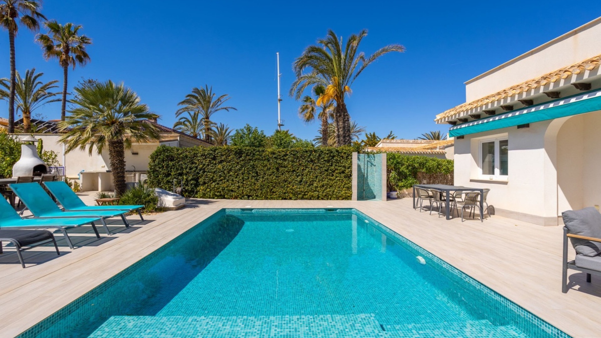 Återförsäljning - Villa - Orihuela - Playa Flamenca