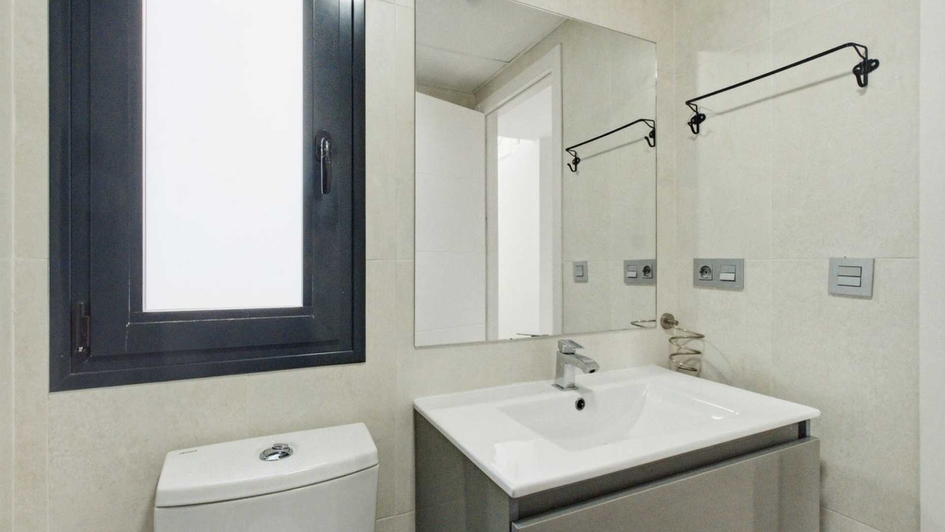 Återförsäljning - Villa - Orihuela - Punta Prima