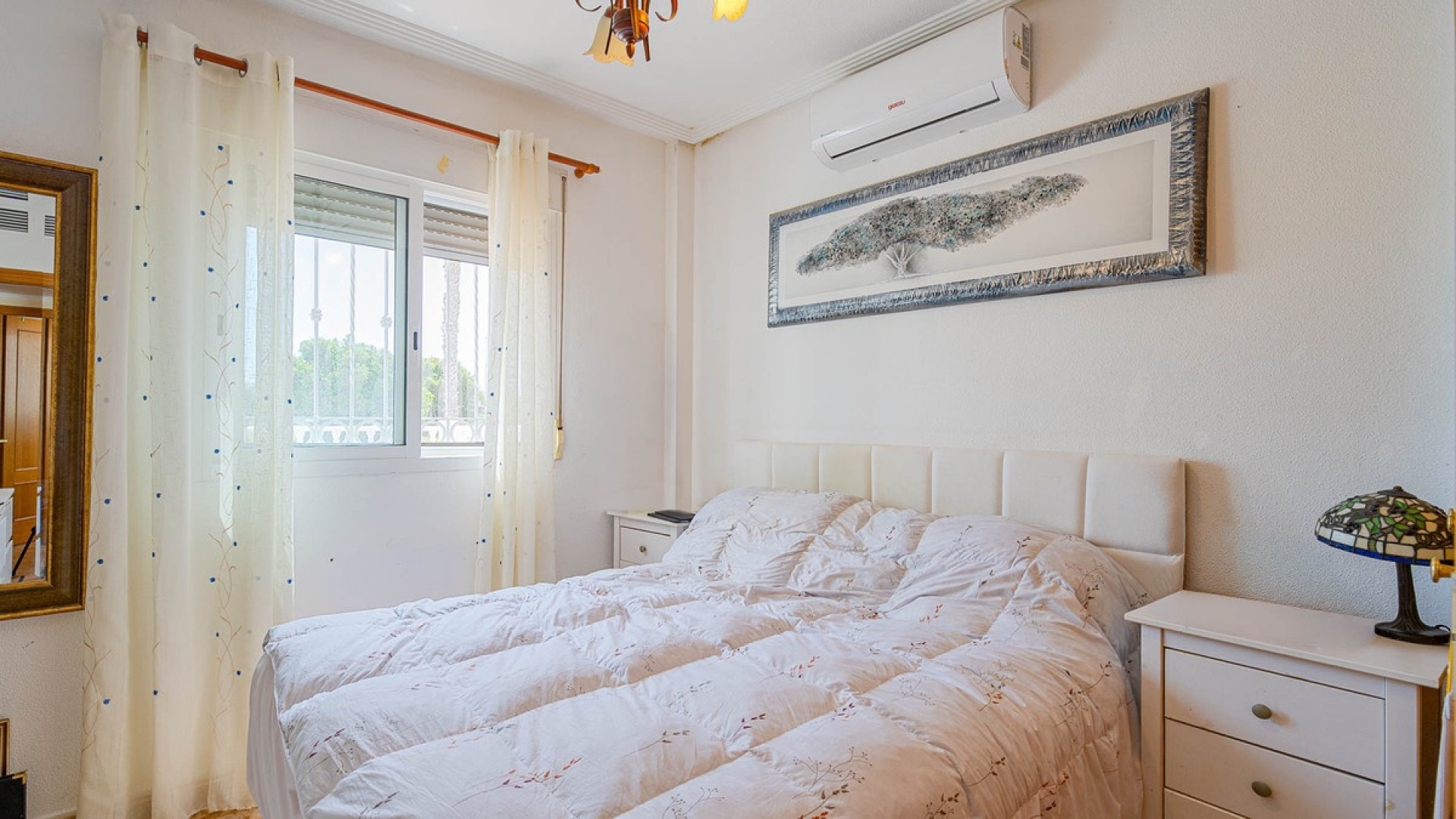 Återförsäljning - Villa - Orihuela - Punta Prima