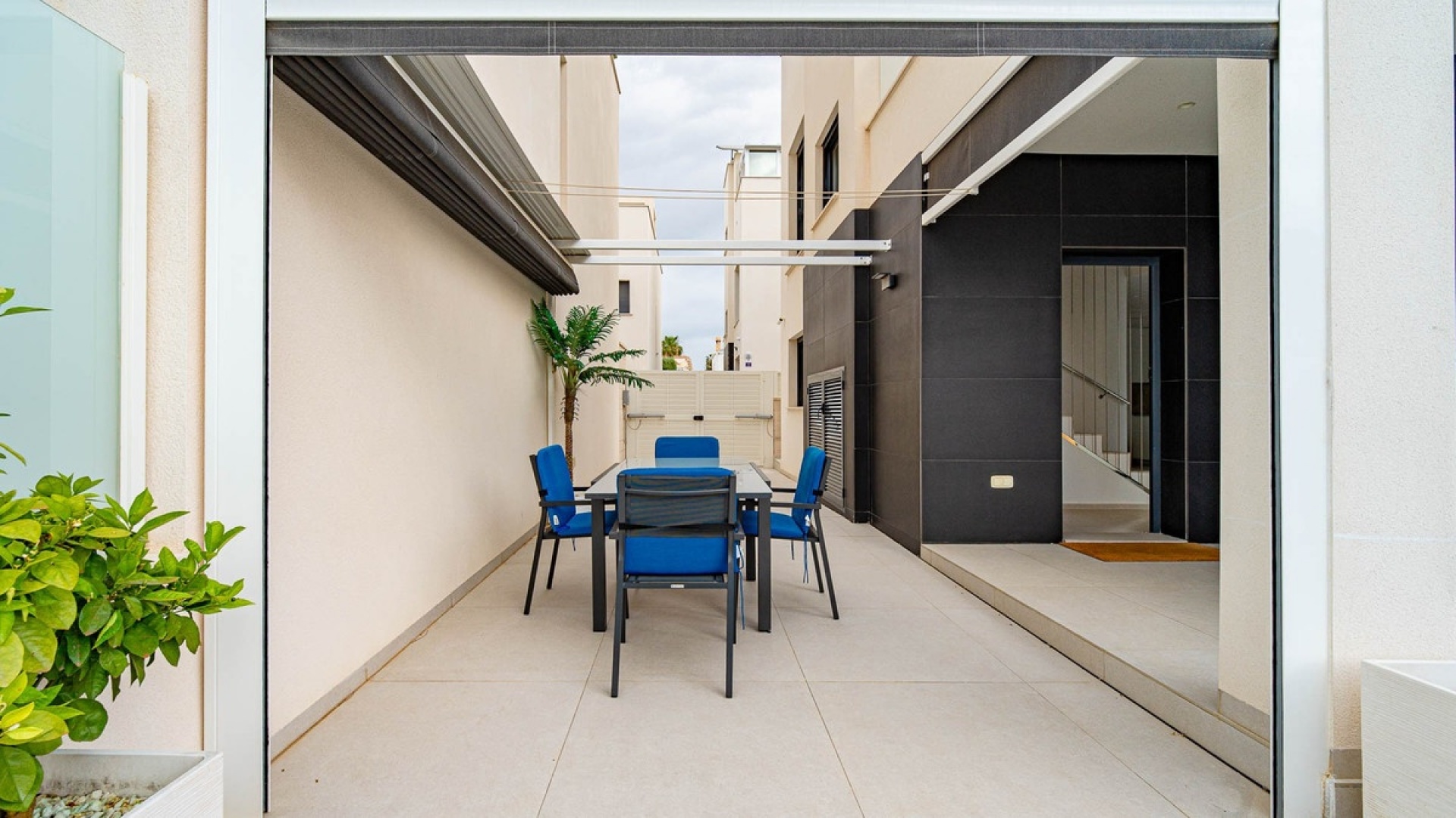 Återförsäljning - Villa - Orihuela - Punta Prima