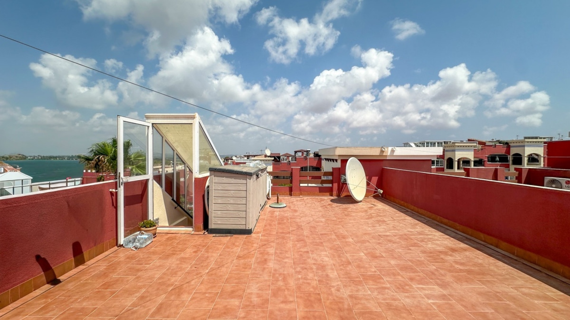 Återförsäljning - Villa - Orihuela - Punta Prima