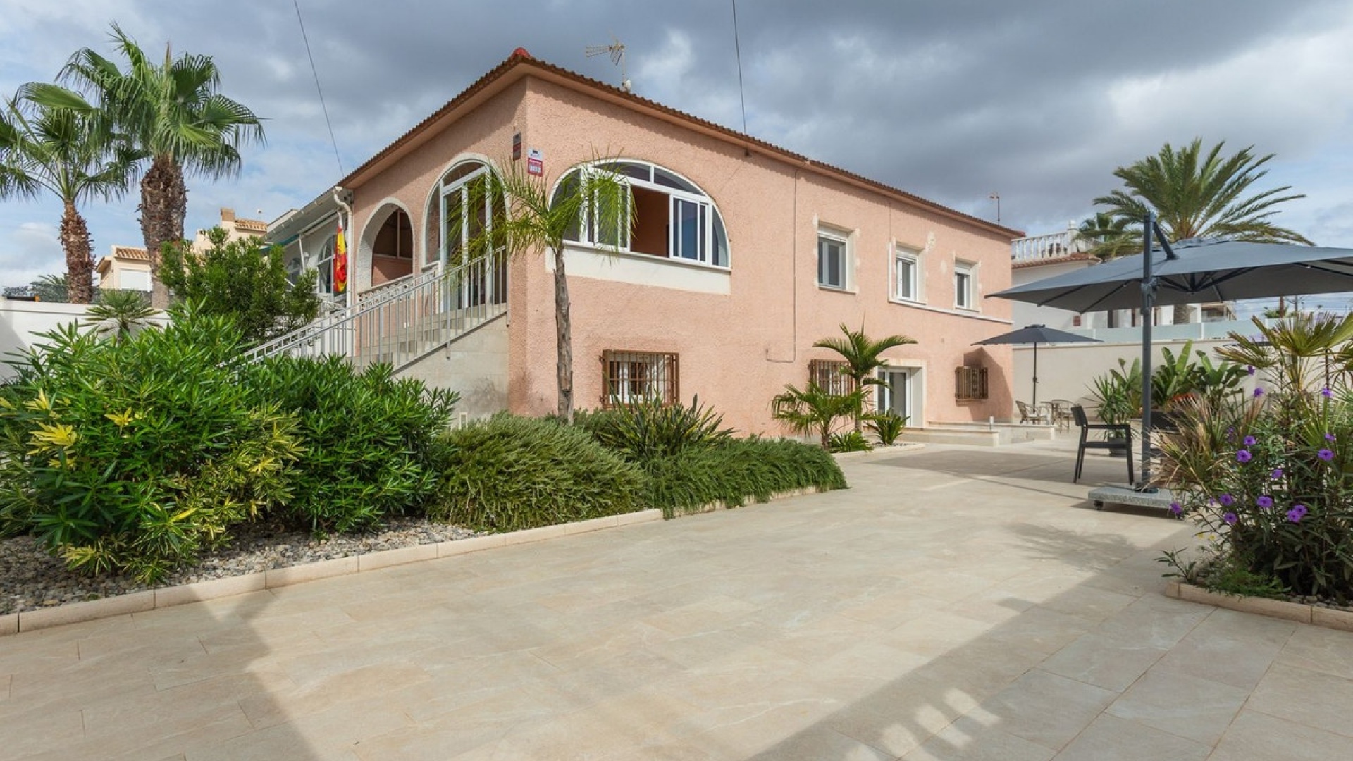 Återförsäljning - Villa - Orihuela - Punta Prima