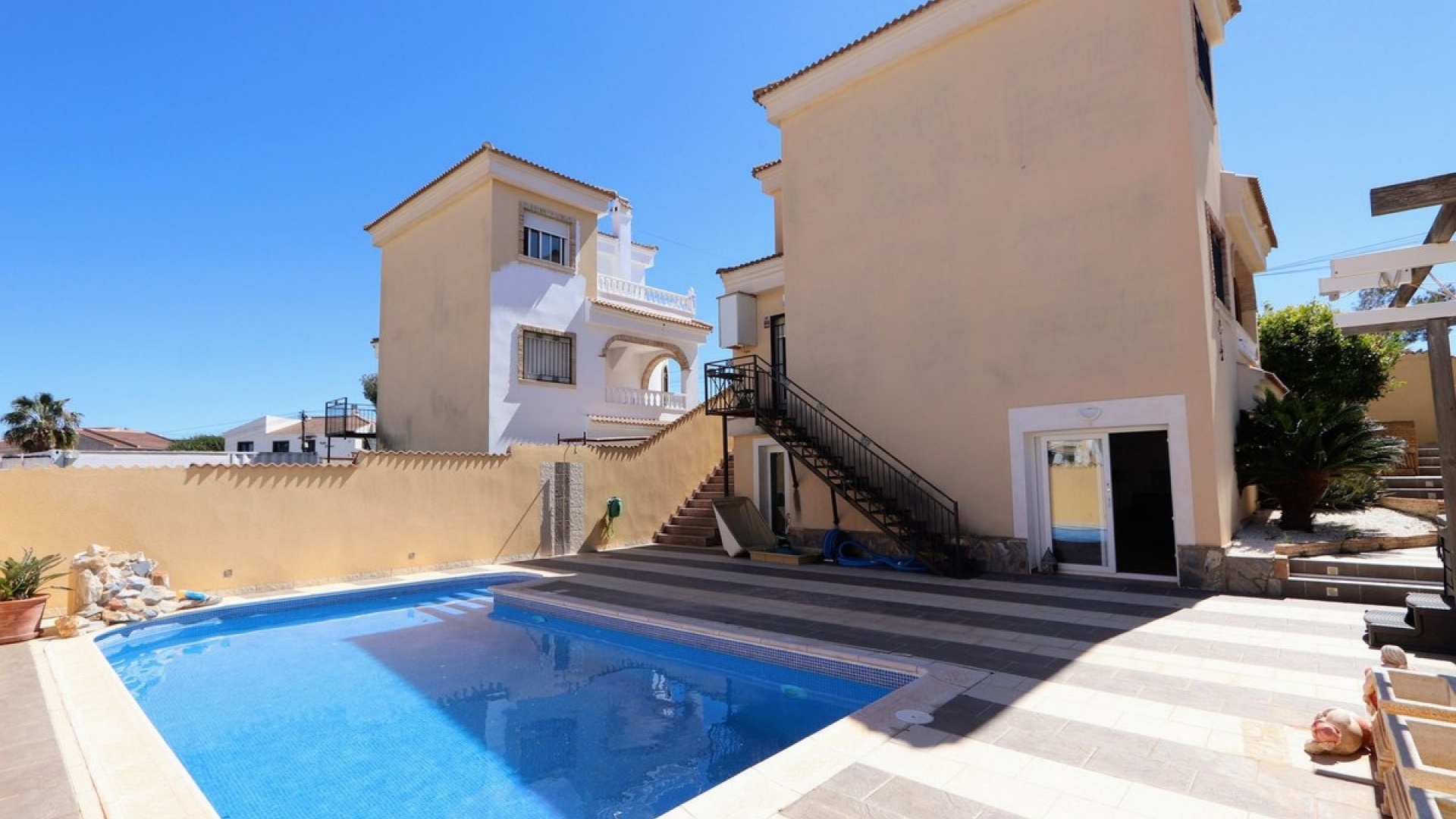 Återförsäljning - Villa - Orihuela - Villamartin