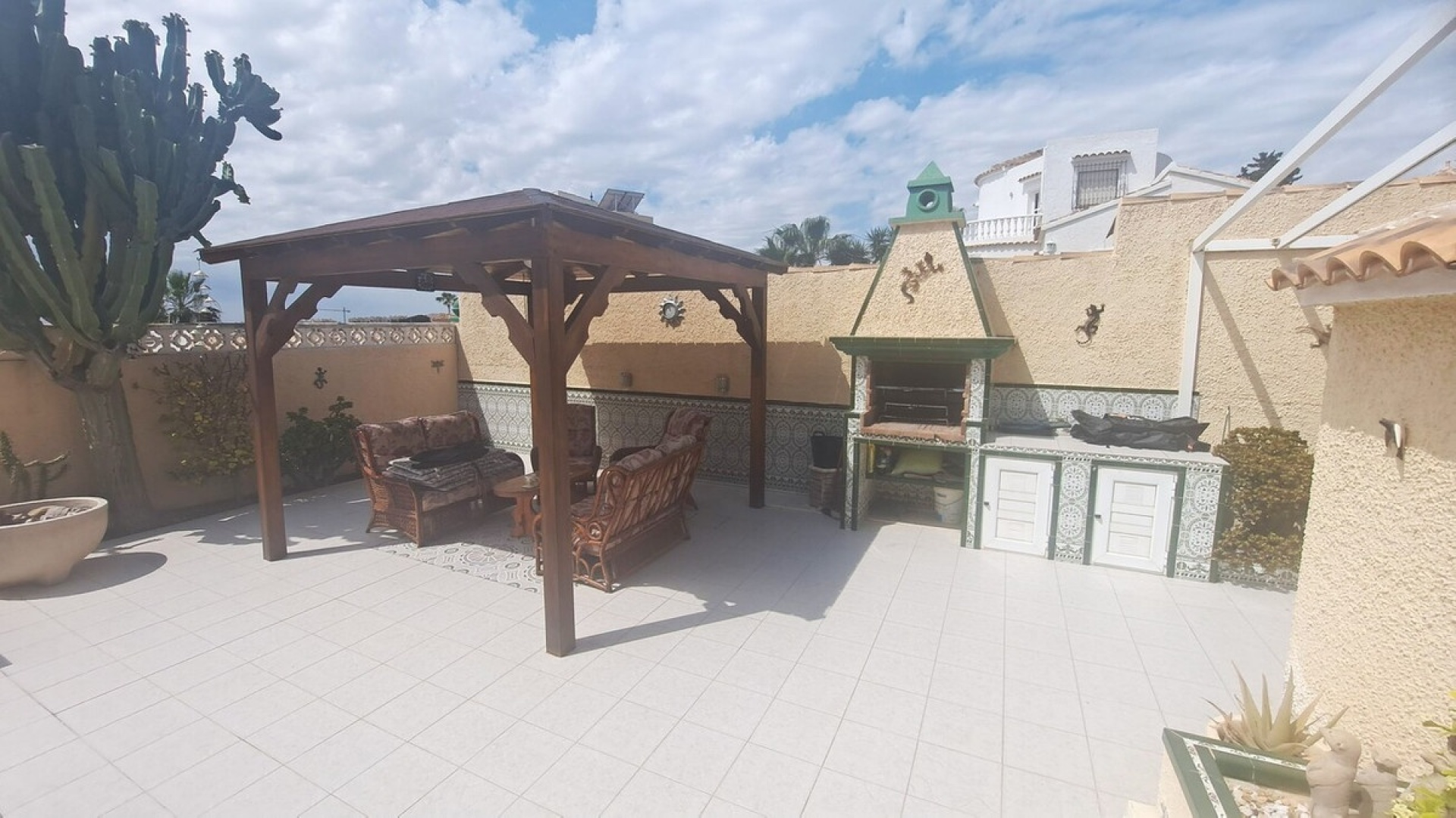 Återförsäljning - Villa - Orihuela - Villamartin