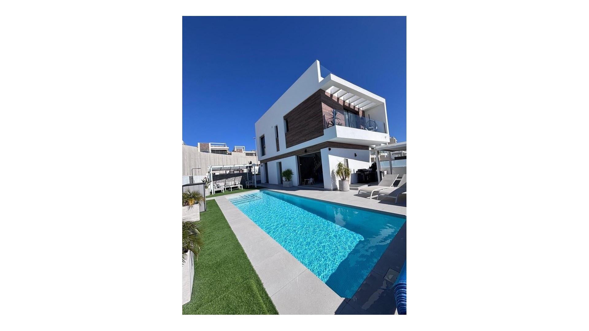 Återförsäljning - Villa - Orihuela - Villamartin