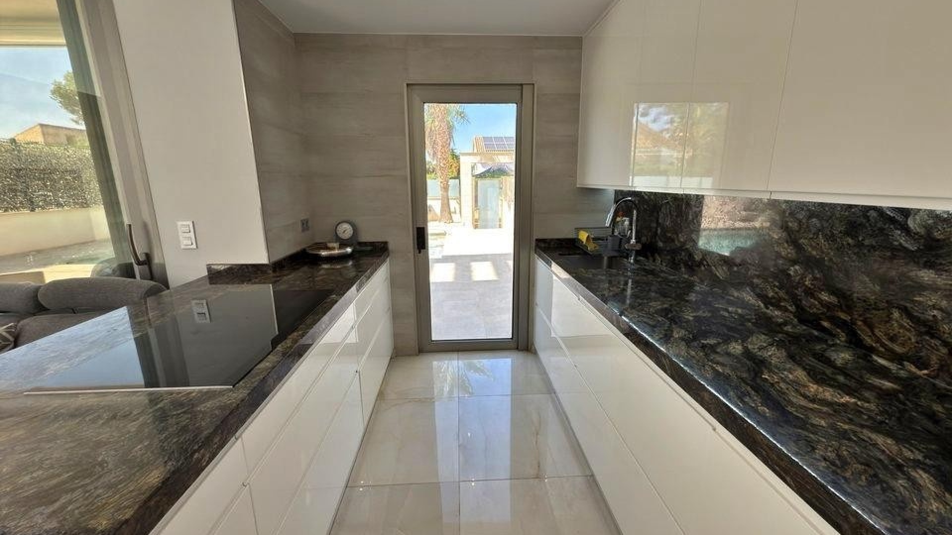 Återförsäljning - Villa - Orihuela - Villamartin