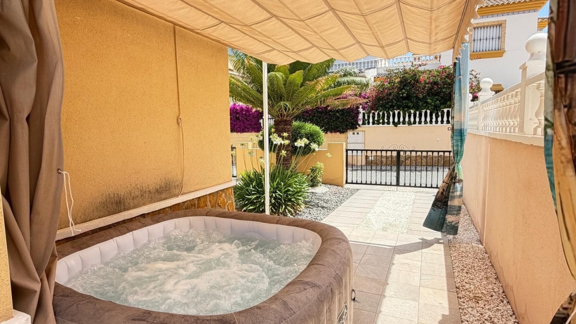 Återförsäljning - Villa - Orihuela - Villamartin