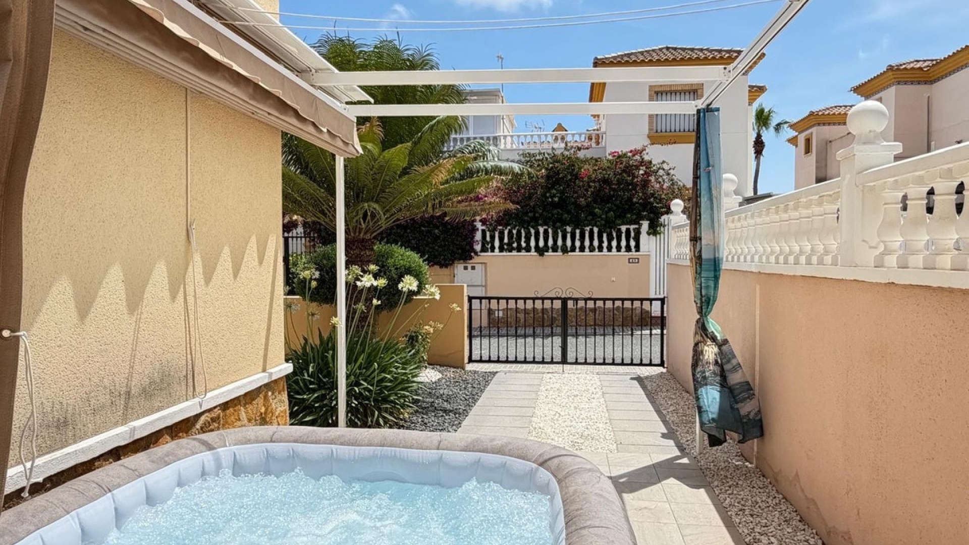 Återförsäljning - Villa - Orihuela - Villamartin