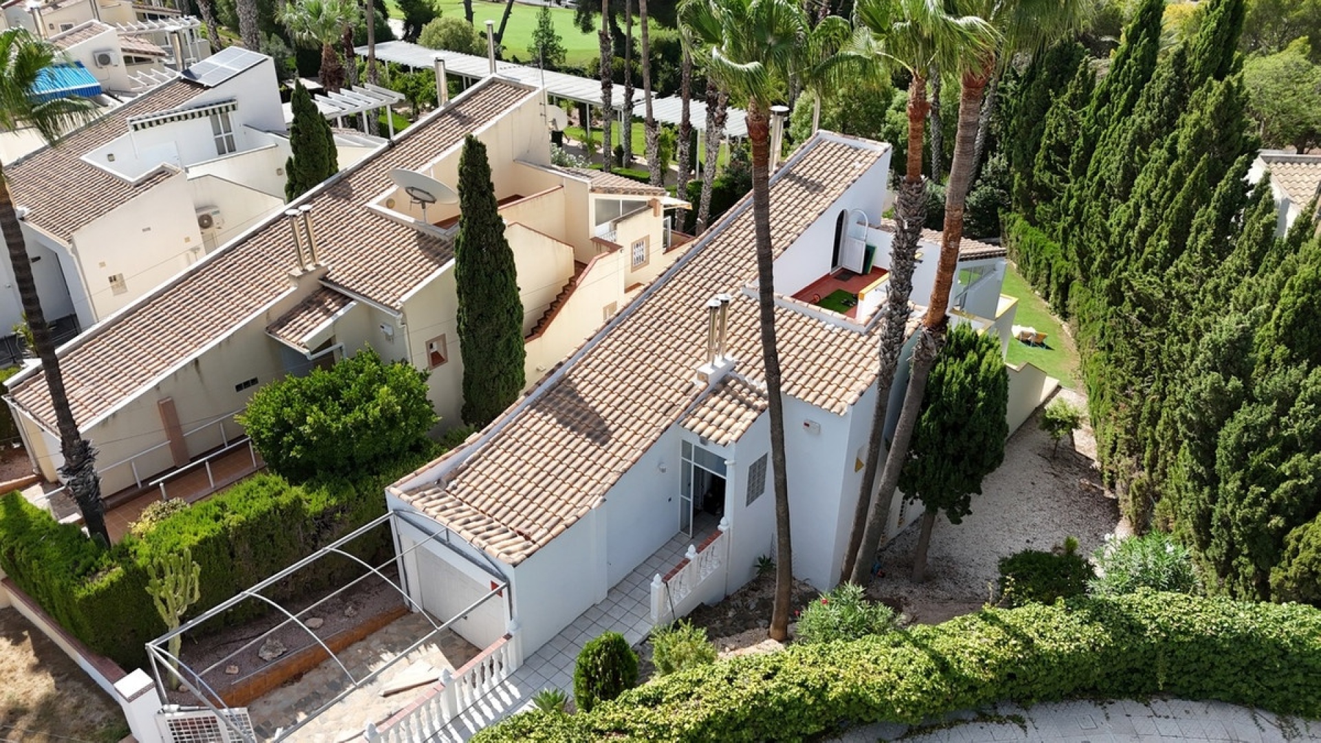 Återförsäljning - Villa - Orihuela - Villamartin