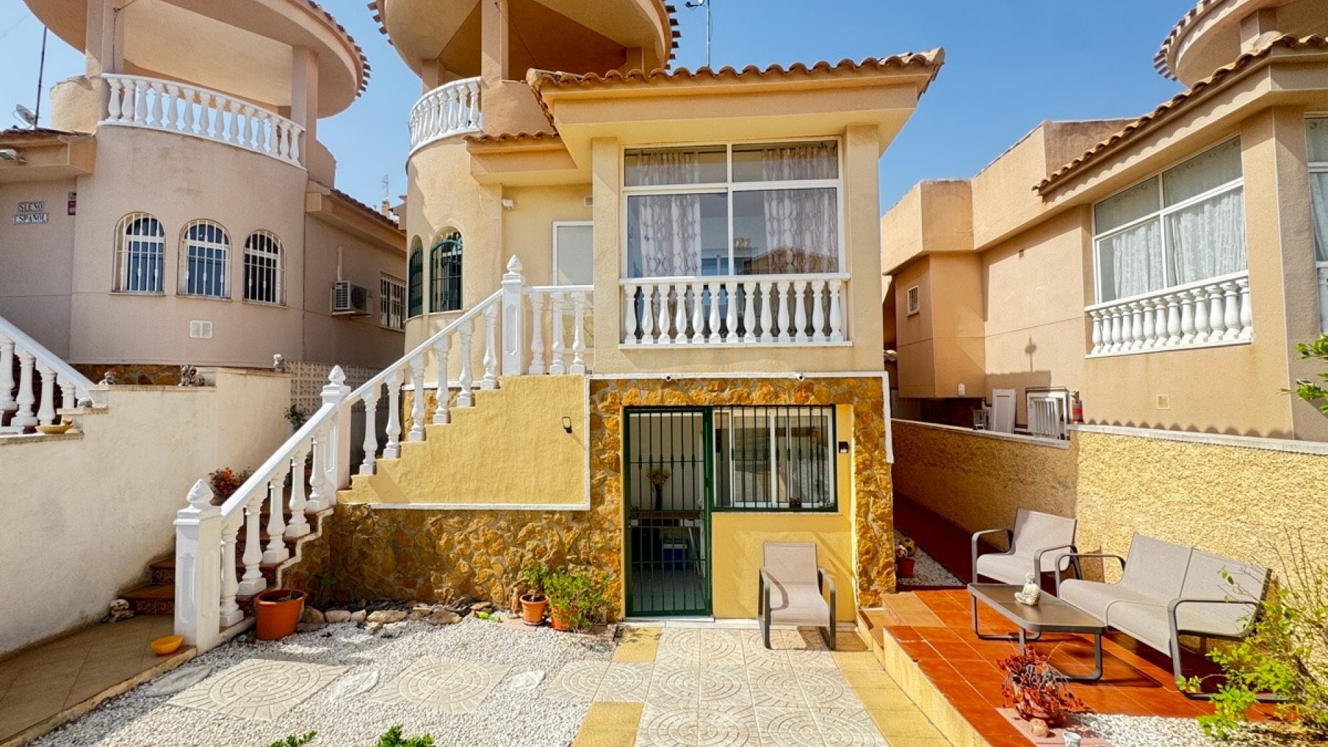 Återförsäljning - Villa - Orihuela - Villamartin