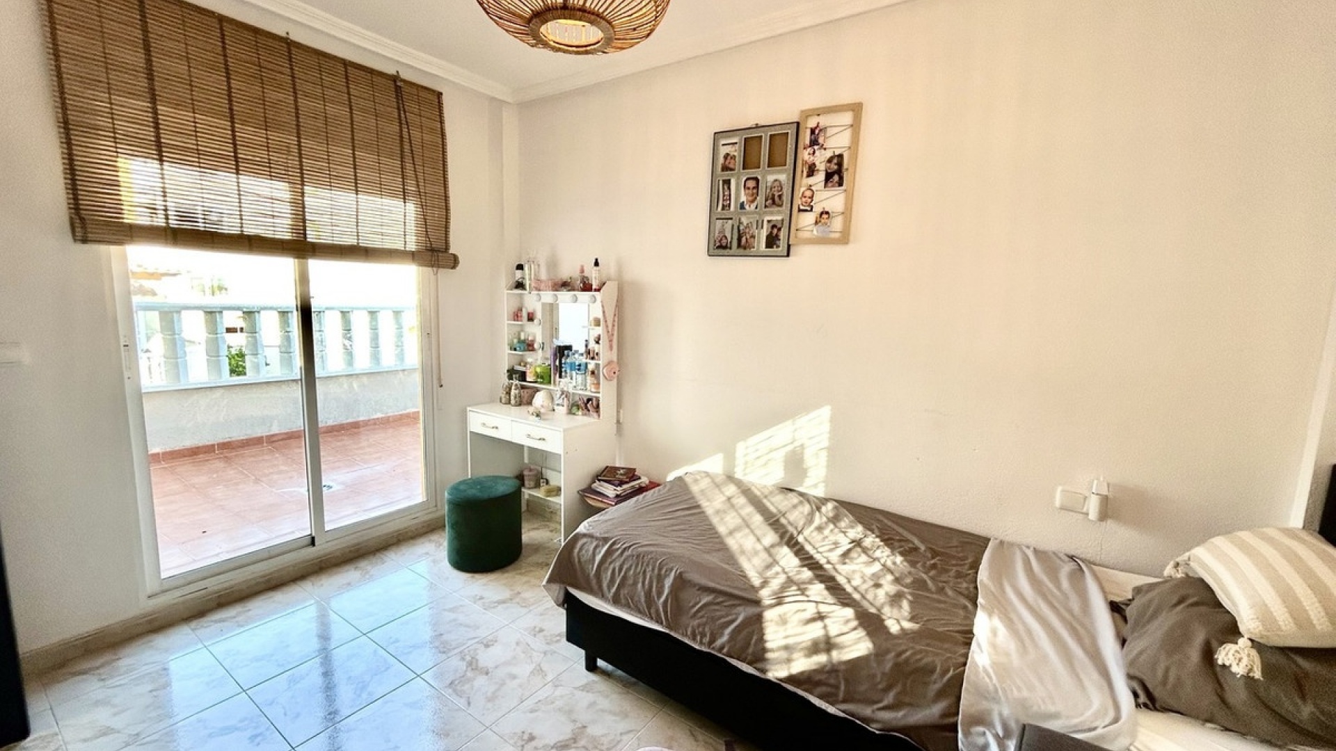 Återförsäljning - Villa - Orihuela - Villamartin
