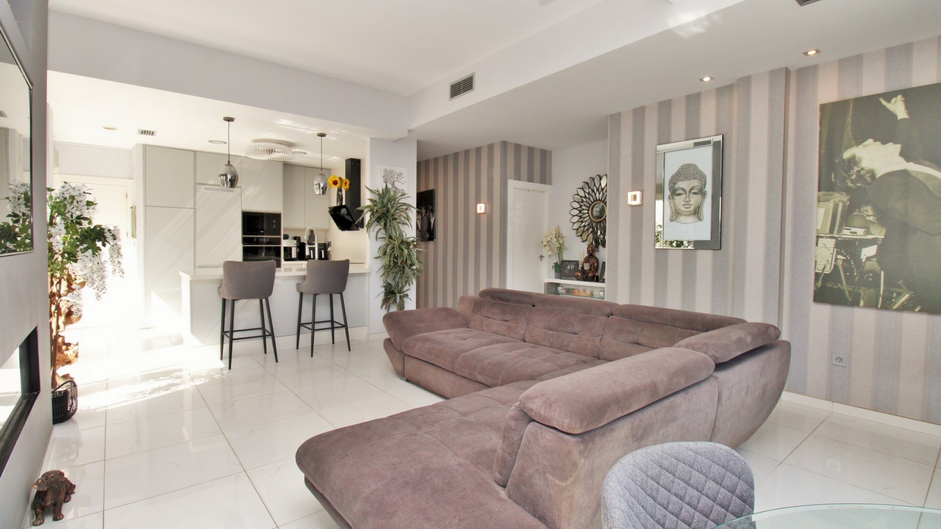 Återförsäljning - Villa - Pau 26 - Villamartin