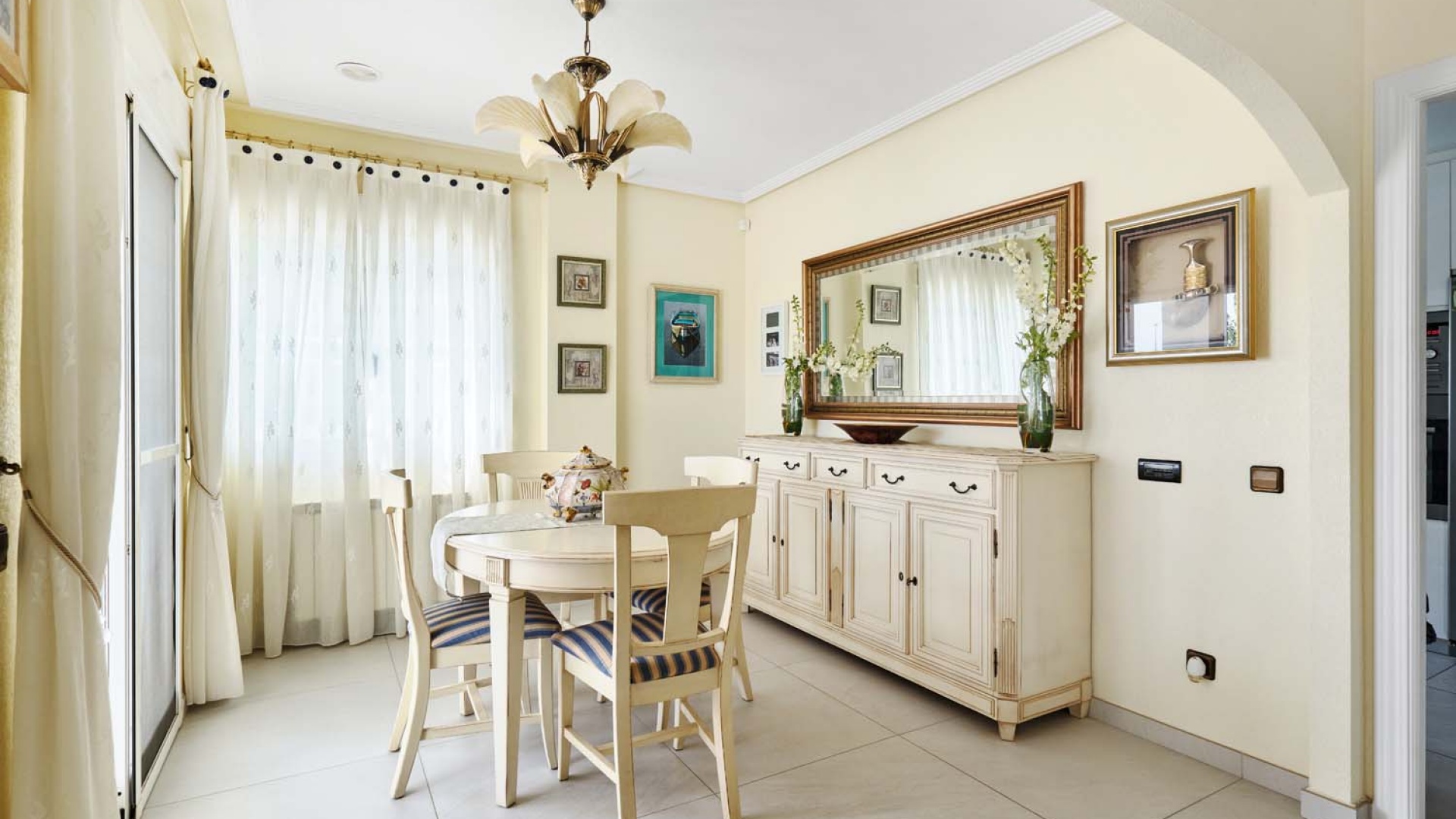 Återförsäljning - Villa - Pinar de Campoverde