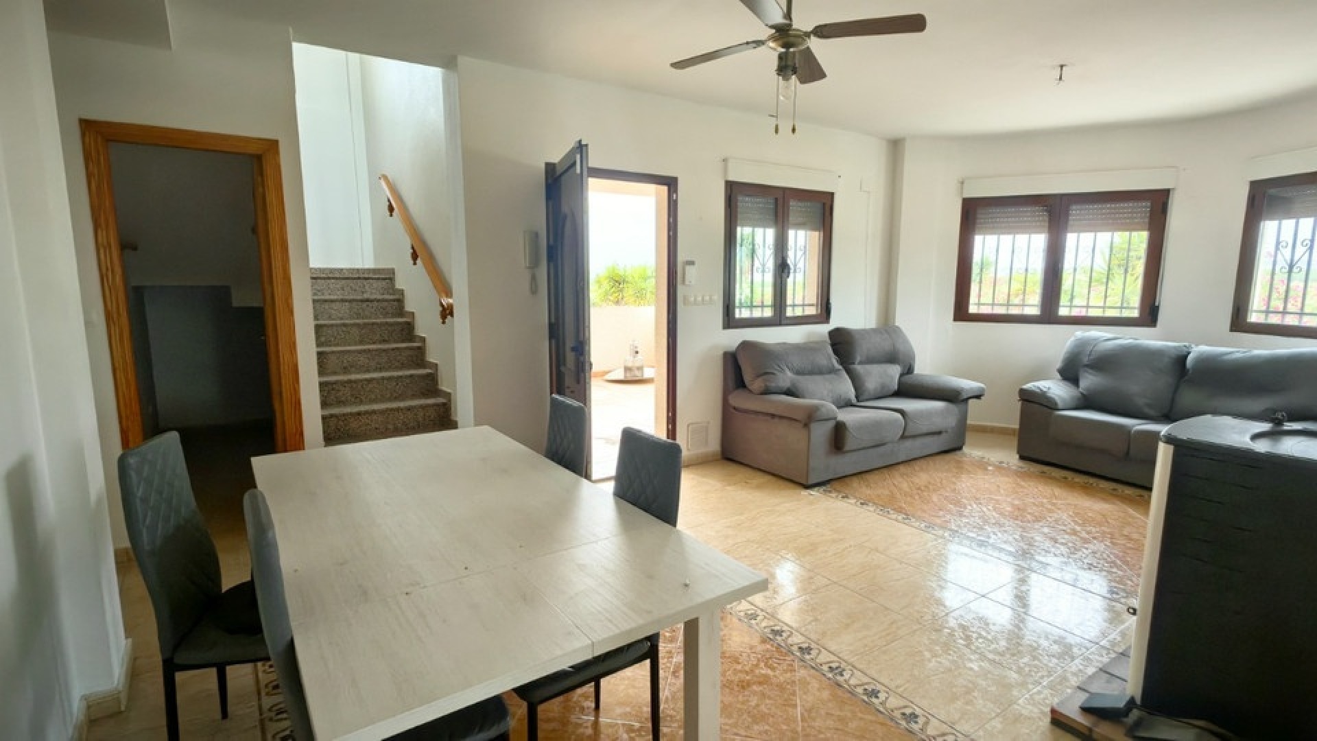 Återförsäljning - Villa - Pinoso - Pinoso Centro