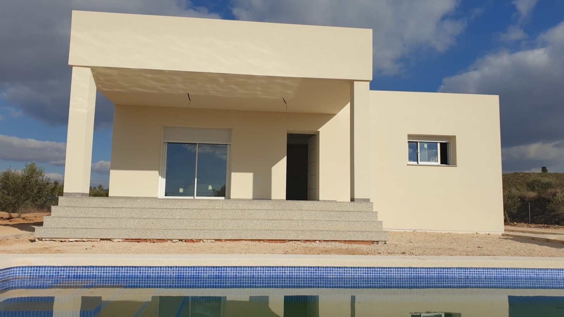 Återförsäljning - Villa - Pinoso - Pinoso Centro
