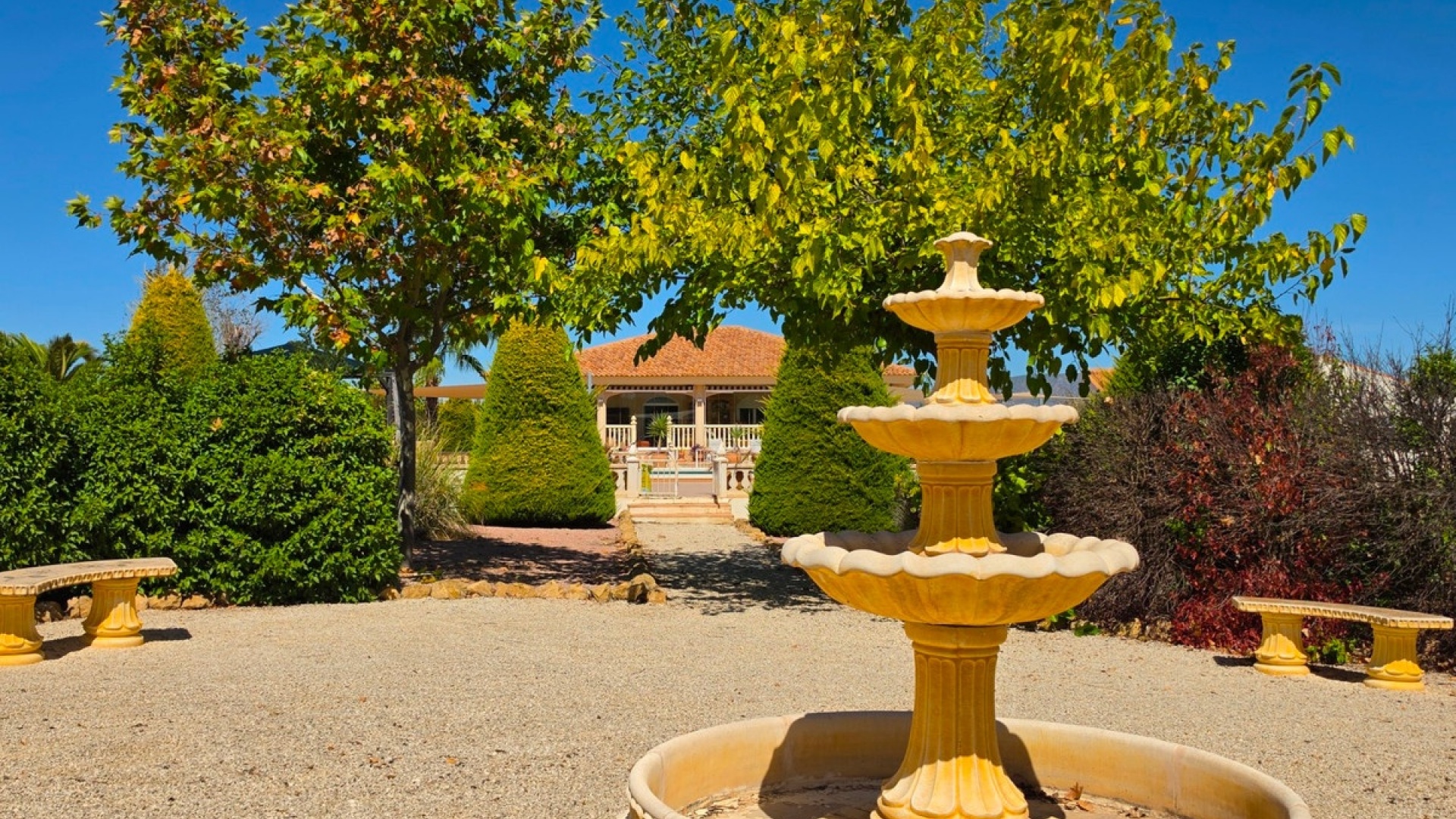 Återförsäljning - Villa - Pinoso - Pinoso Centro