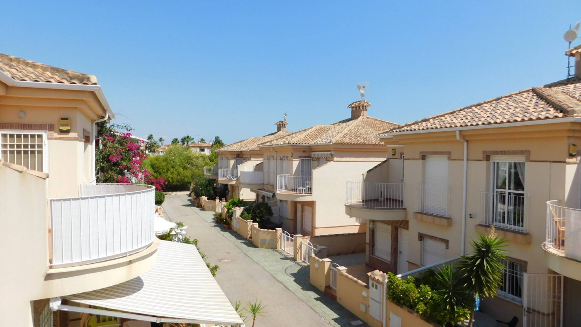 Återförsäljning - Villa - Playa Flamenca - avalon